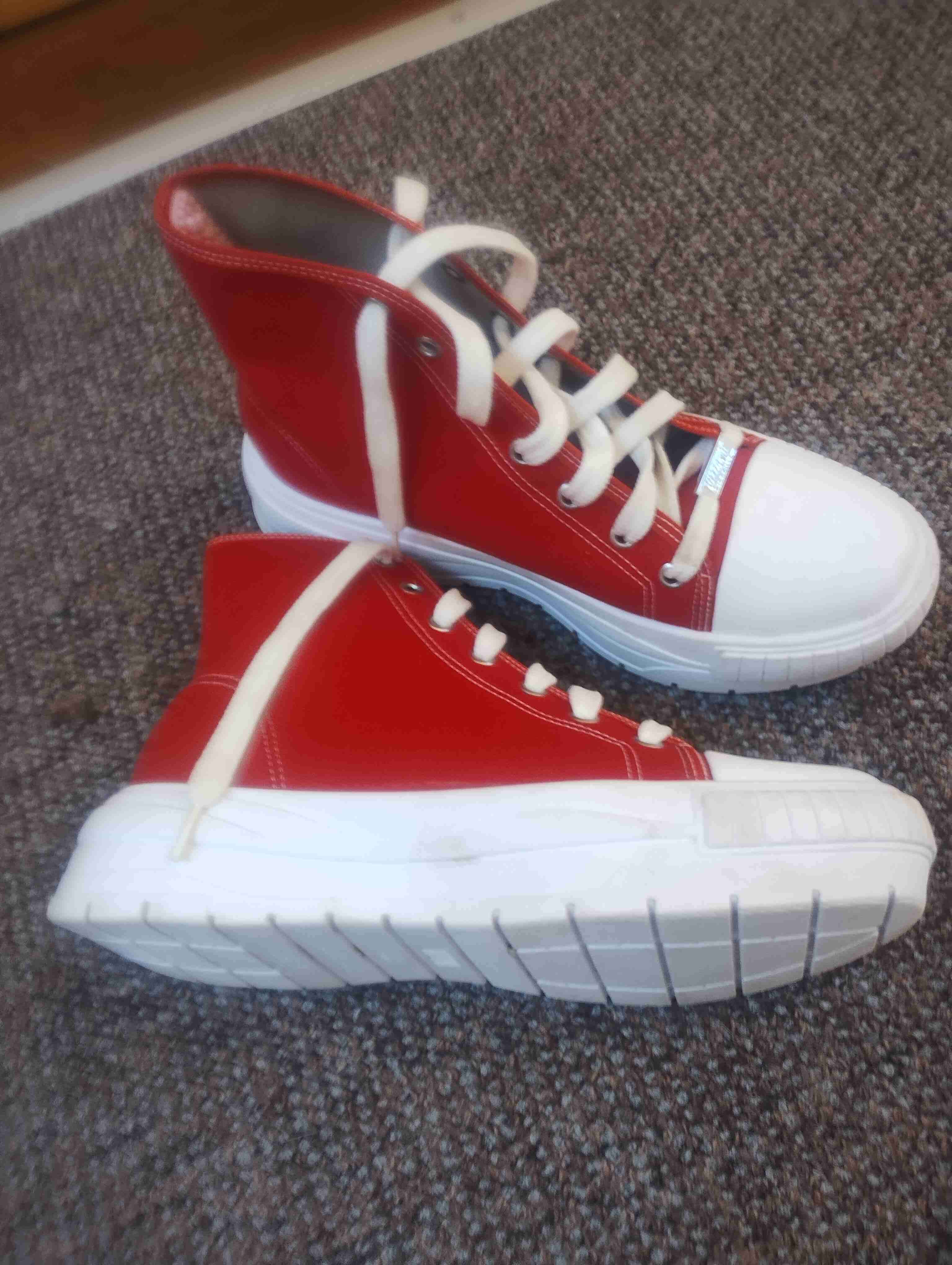 Zapatillas rojas de lona - miniatura 2