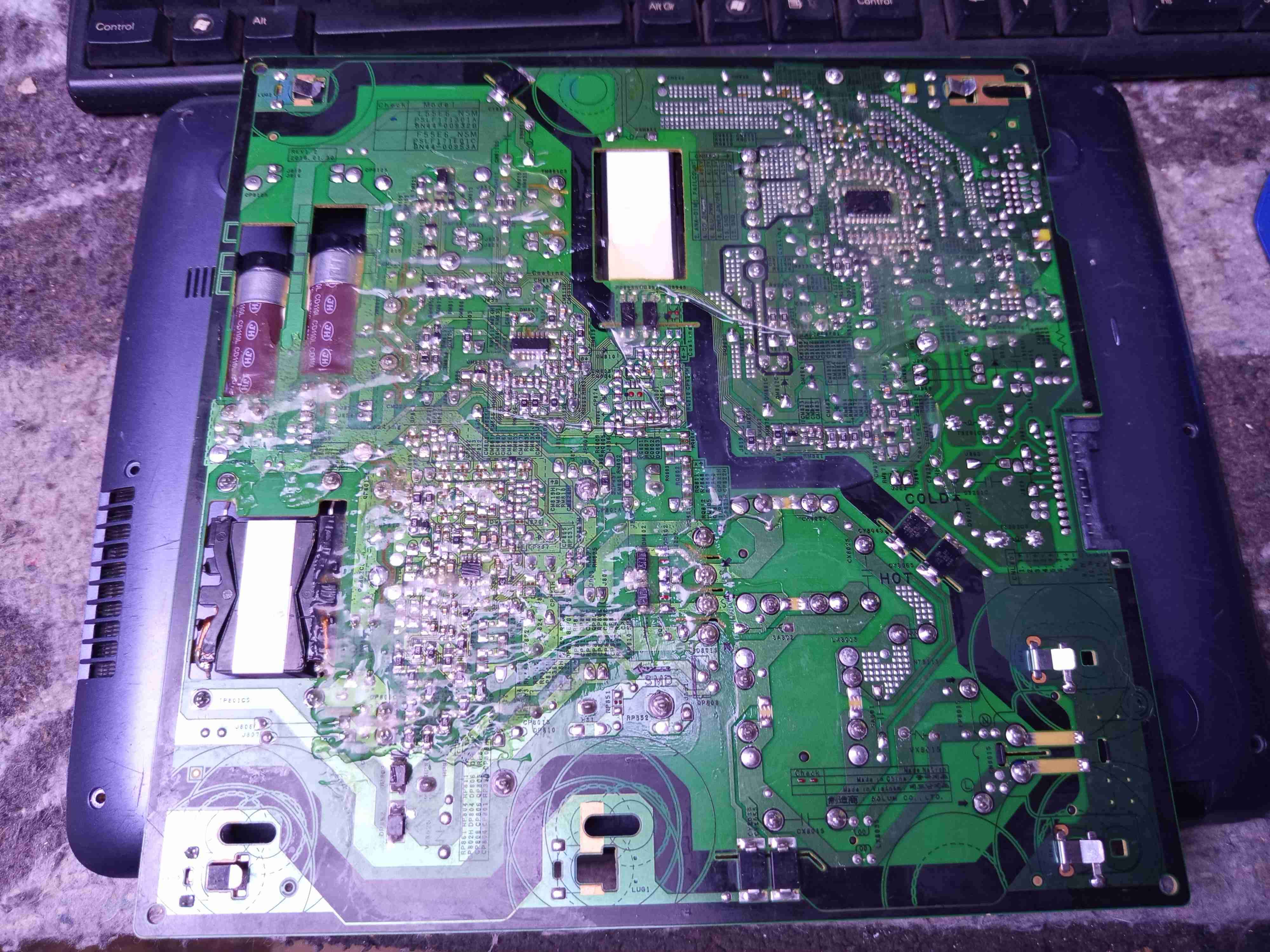 Fuente de poder televisor Samsung model UN55NU7300 - miniatura 6