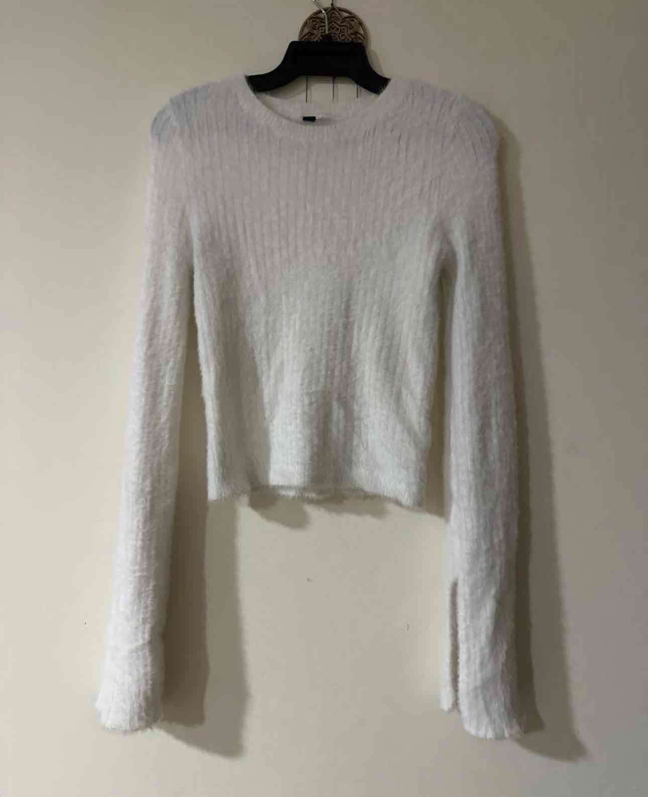 Sweater blanco de lana suave