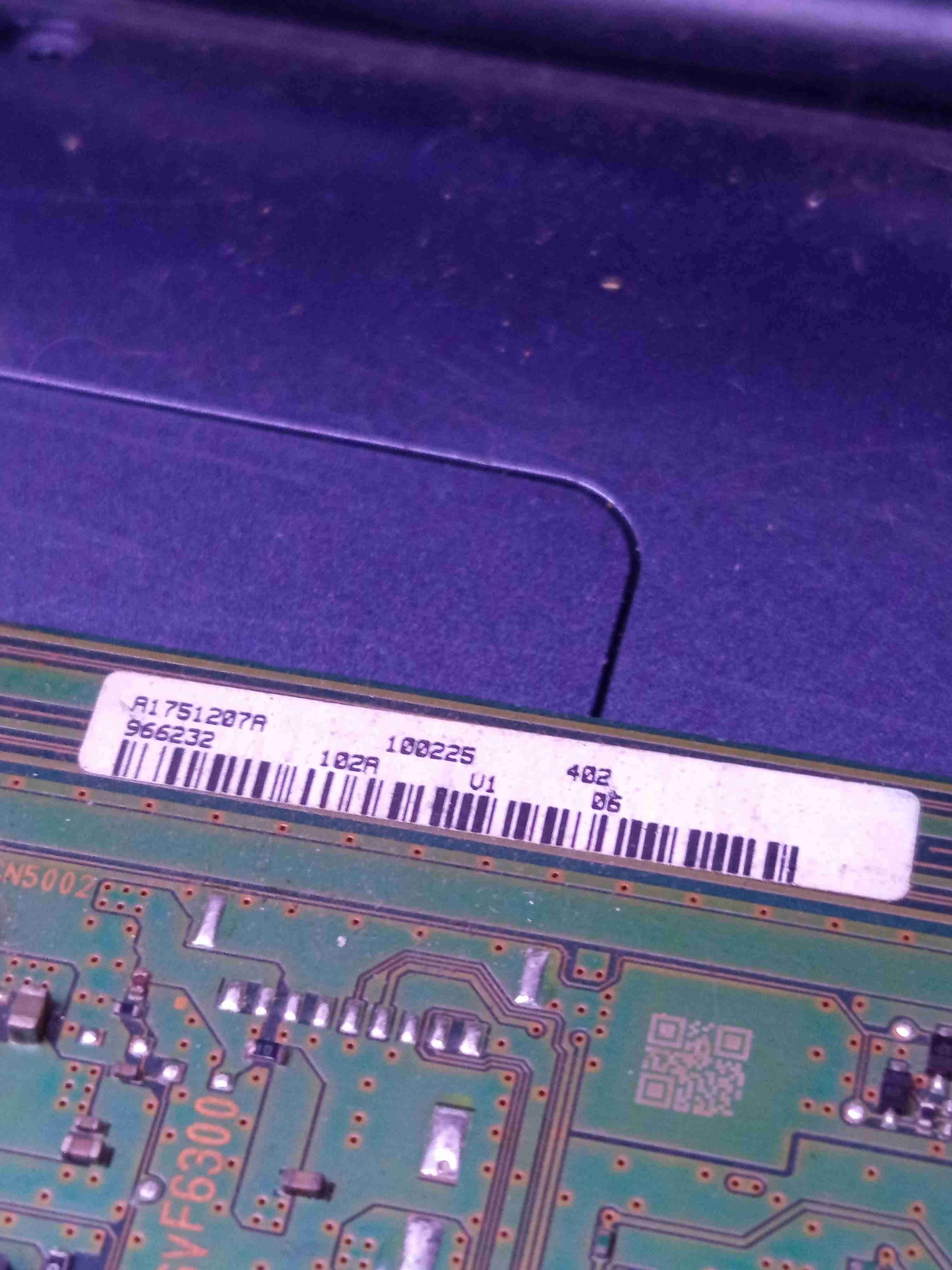 Mainboard para televisor Sony modelo KVL-32BX300 - miniatura 2