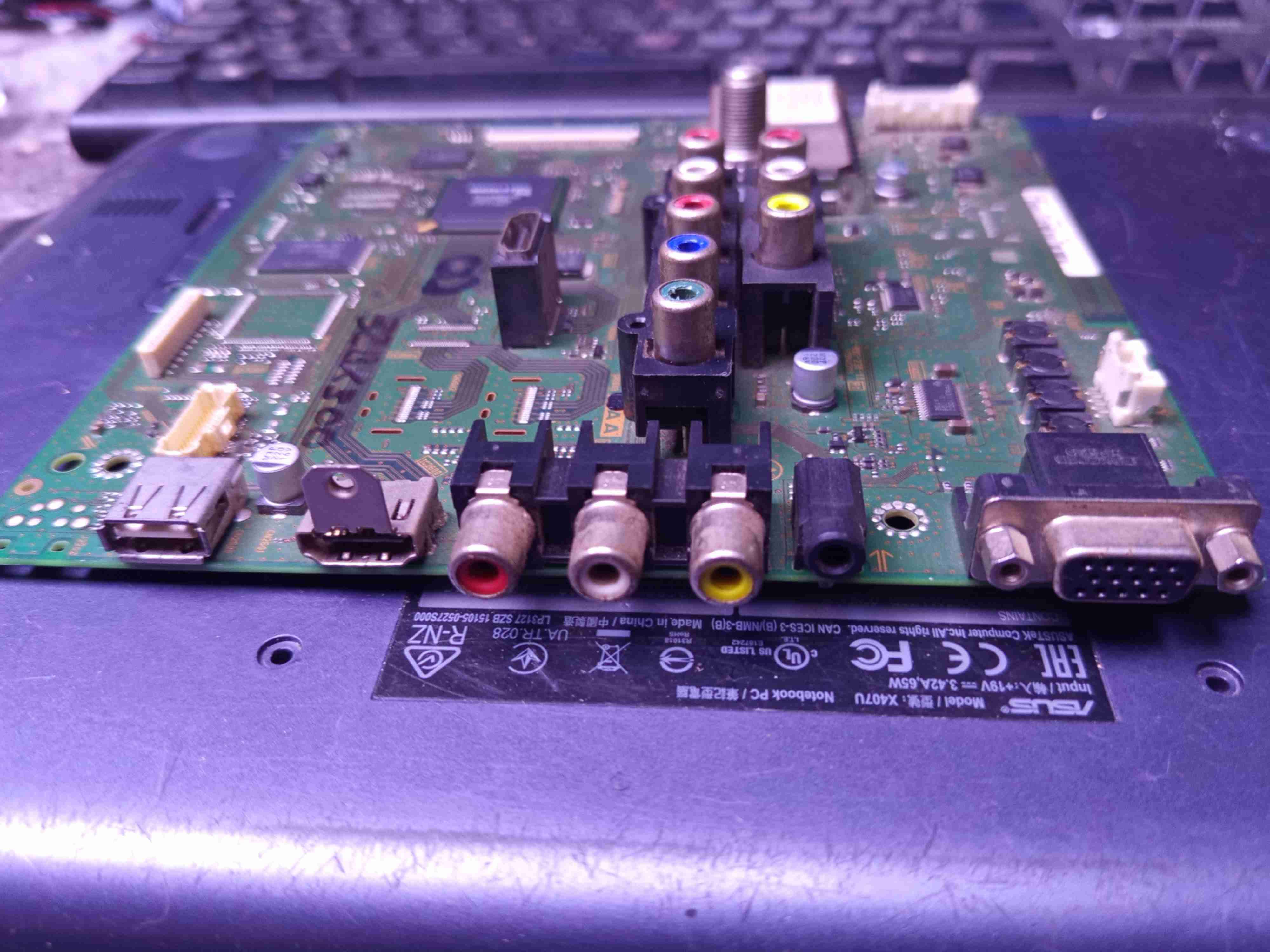 Mainboard para televisor Sony modelo KVL-32BX300 - miniatura 3