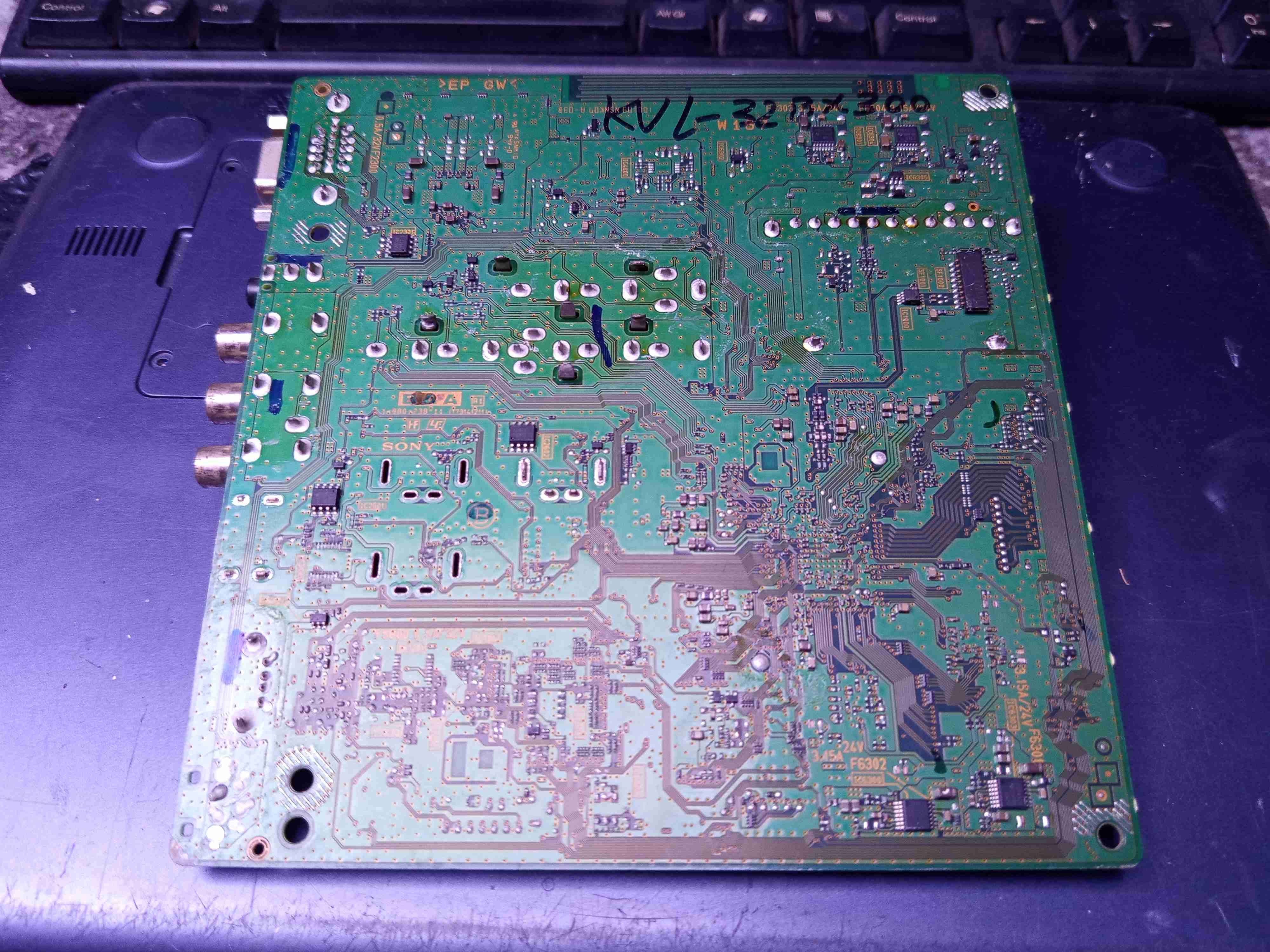 Mainboard para televisor Sony modelo KVL-32BX300 - miniatura 5