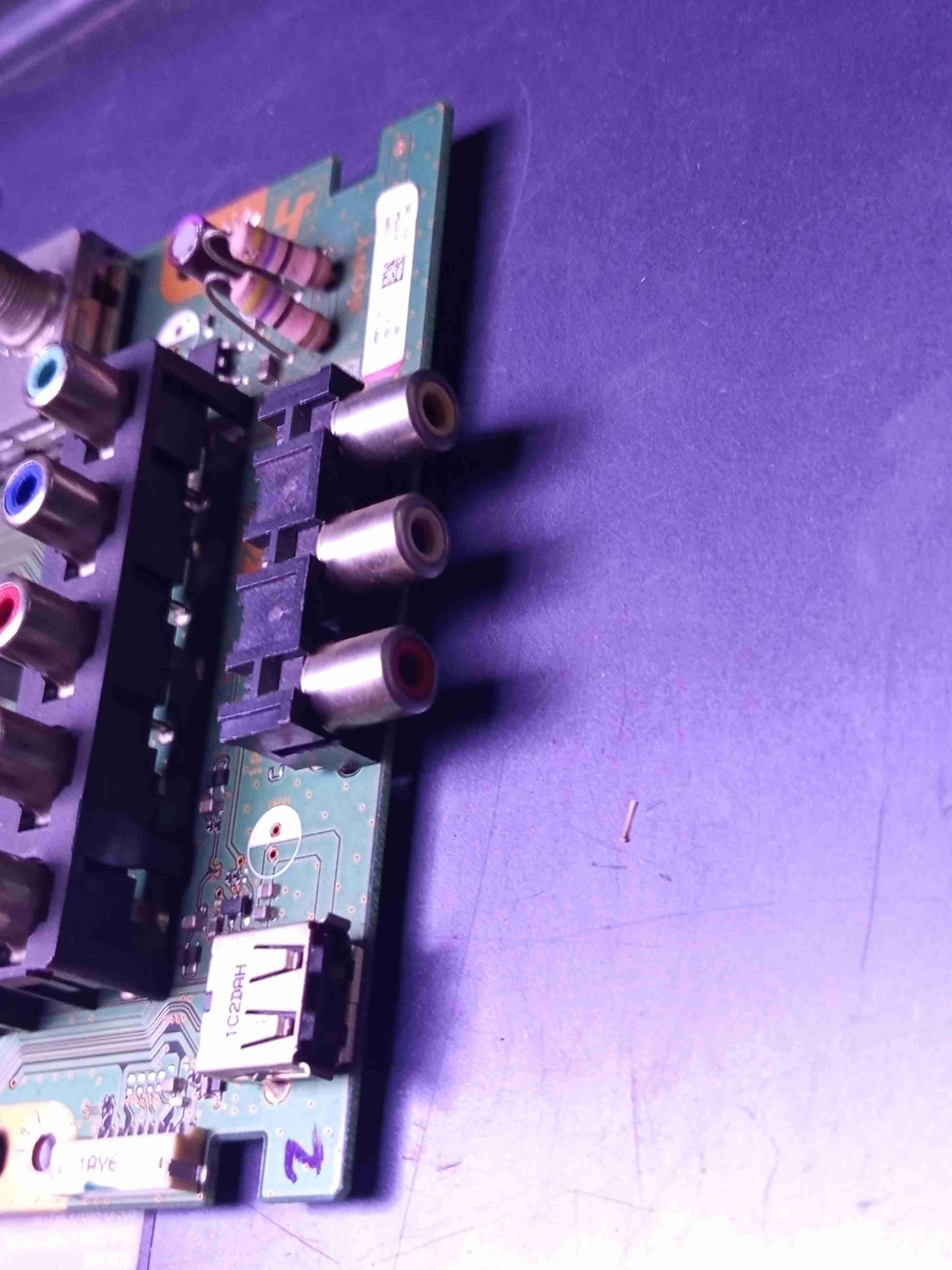 Placa mainboard para televisor Sony KDL-32BX311 - miniatura 3