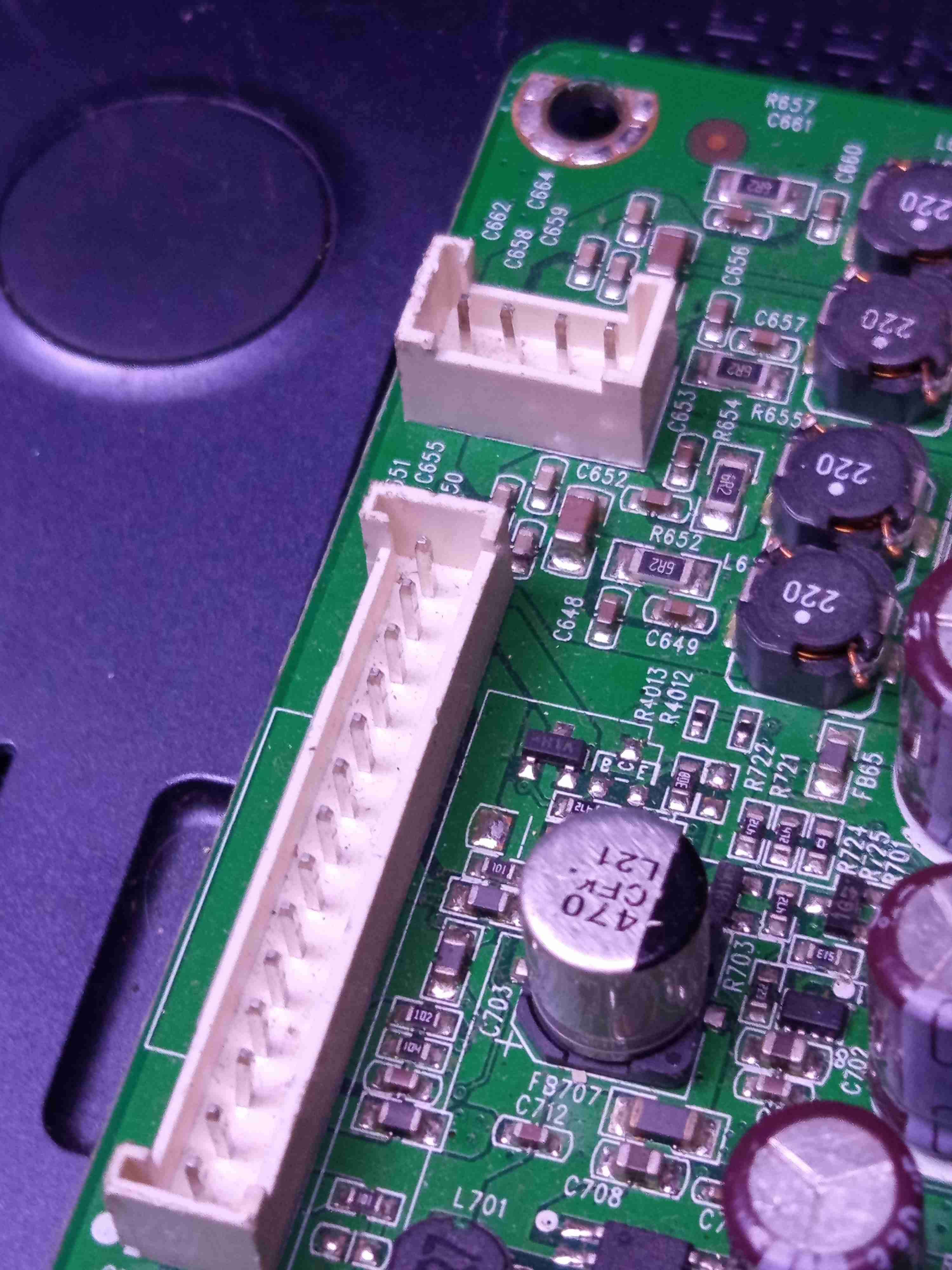 Mainboard para televisor Sony modelo 32BX325 - miniatura 4