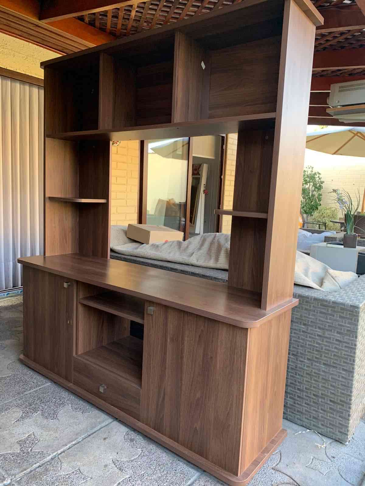 Mueble para sala de estar color nogal - miniatura 3