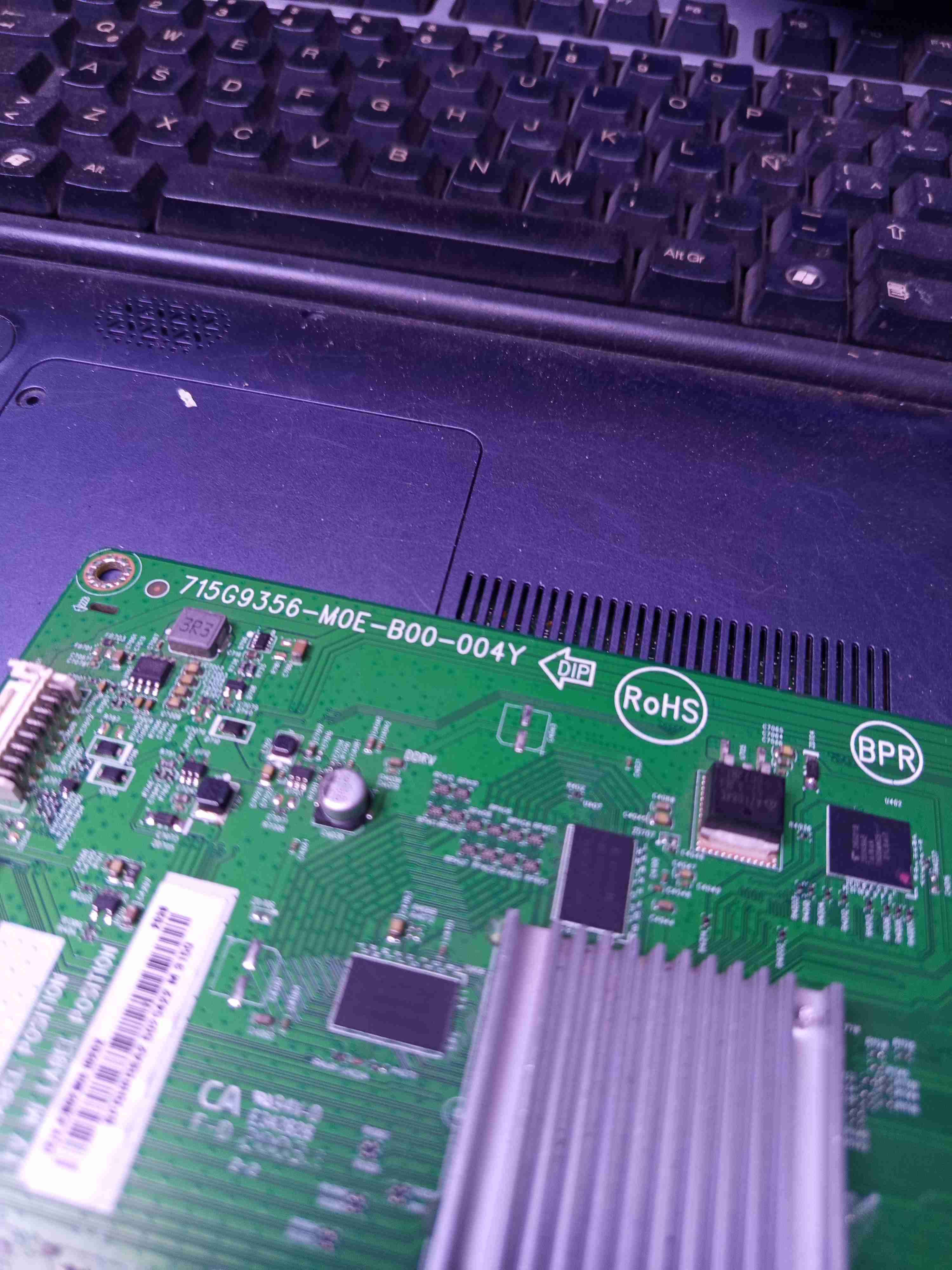 Mainboard para televisor Philips modelo 32PHG5813 - miniatura 3