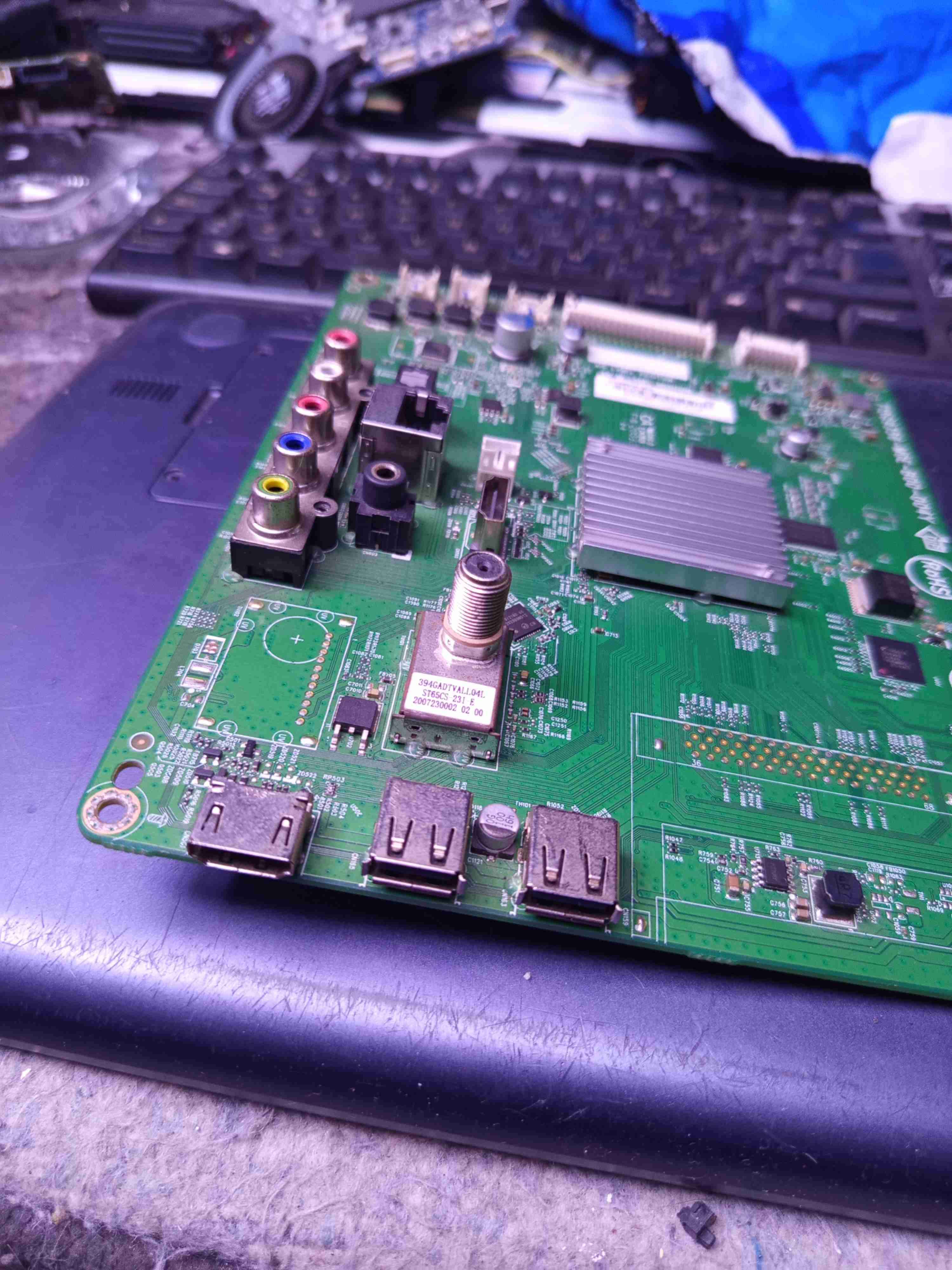 Mainboard para televisor Philips modelo 32PHG5813 - miniatura 4