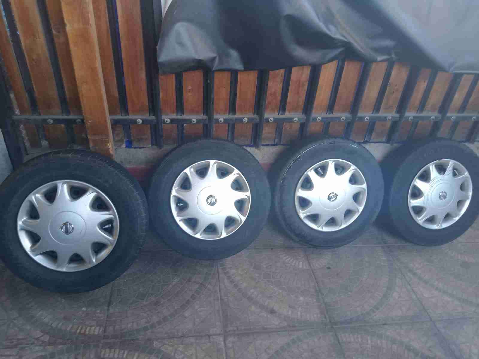 Juego de 4 llantas Renault - miniatura 3