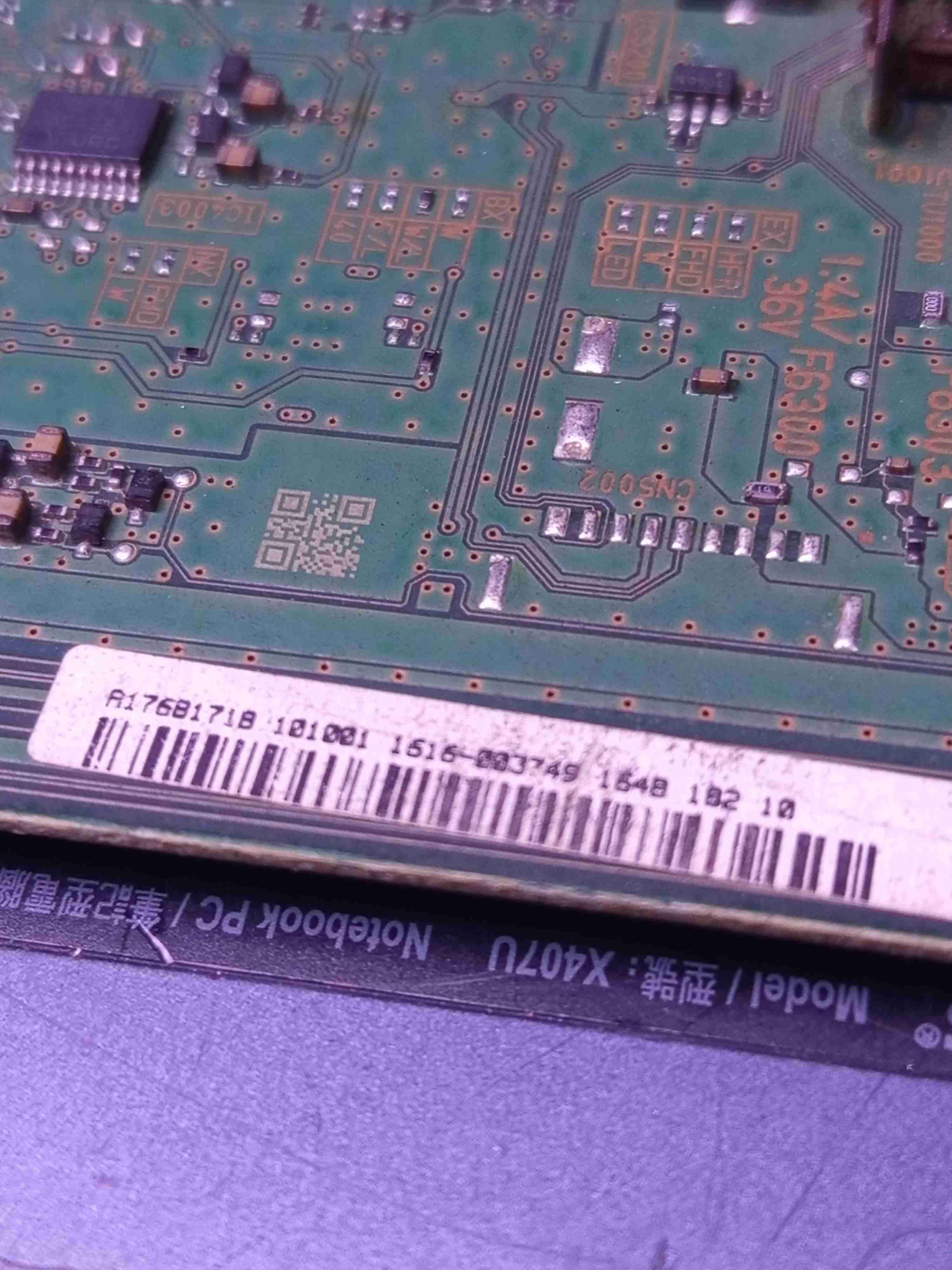 Mainboard para televisor Sony modelo 32BX300 - miniatura 2