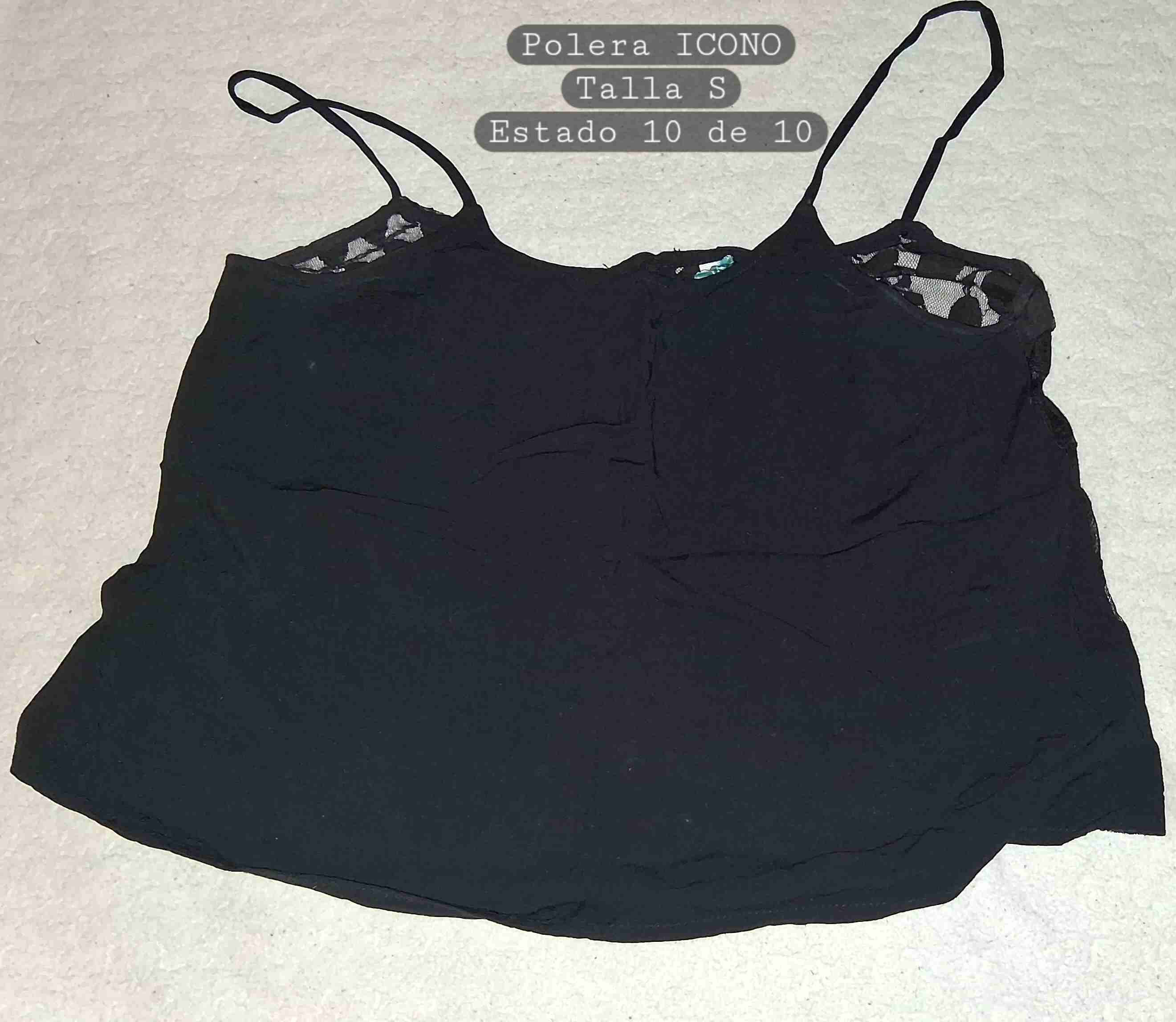 Polera negra ICONO talla S