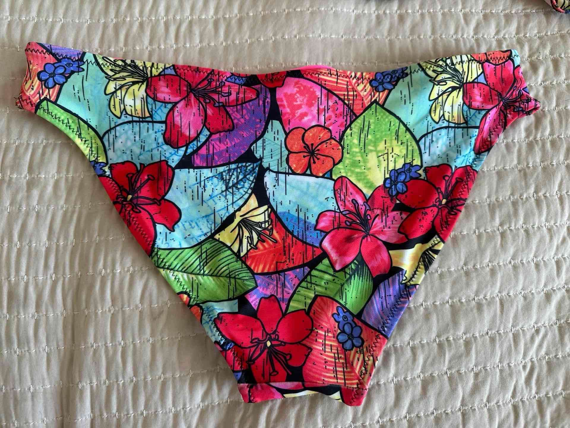 Bikini floral fucsia - miniatura 4