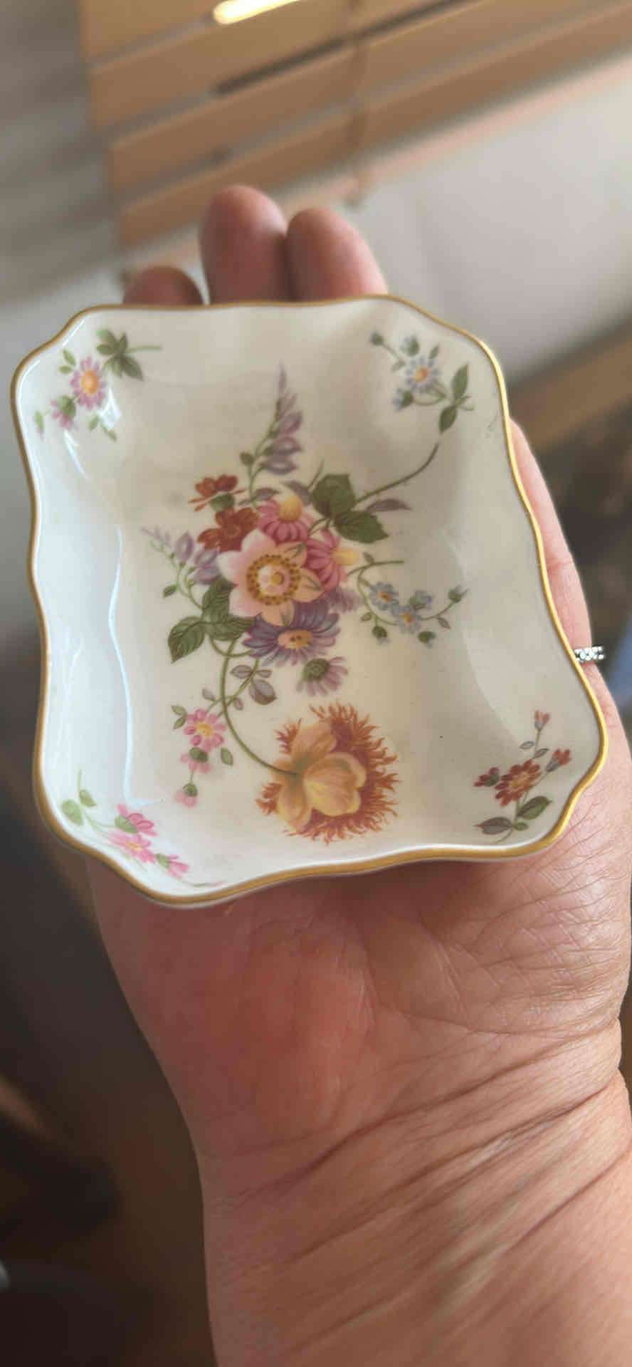 Piezas decorativas inglesas - miniatura 4