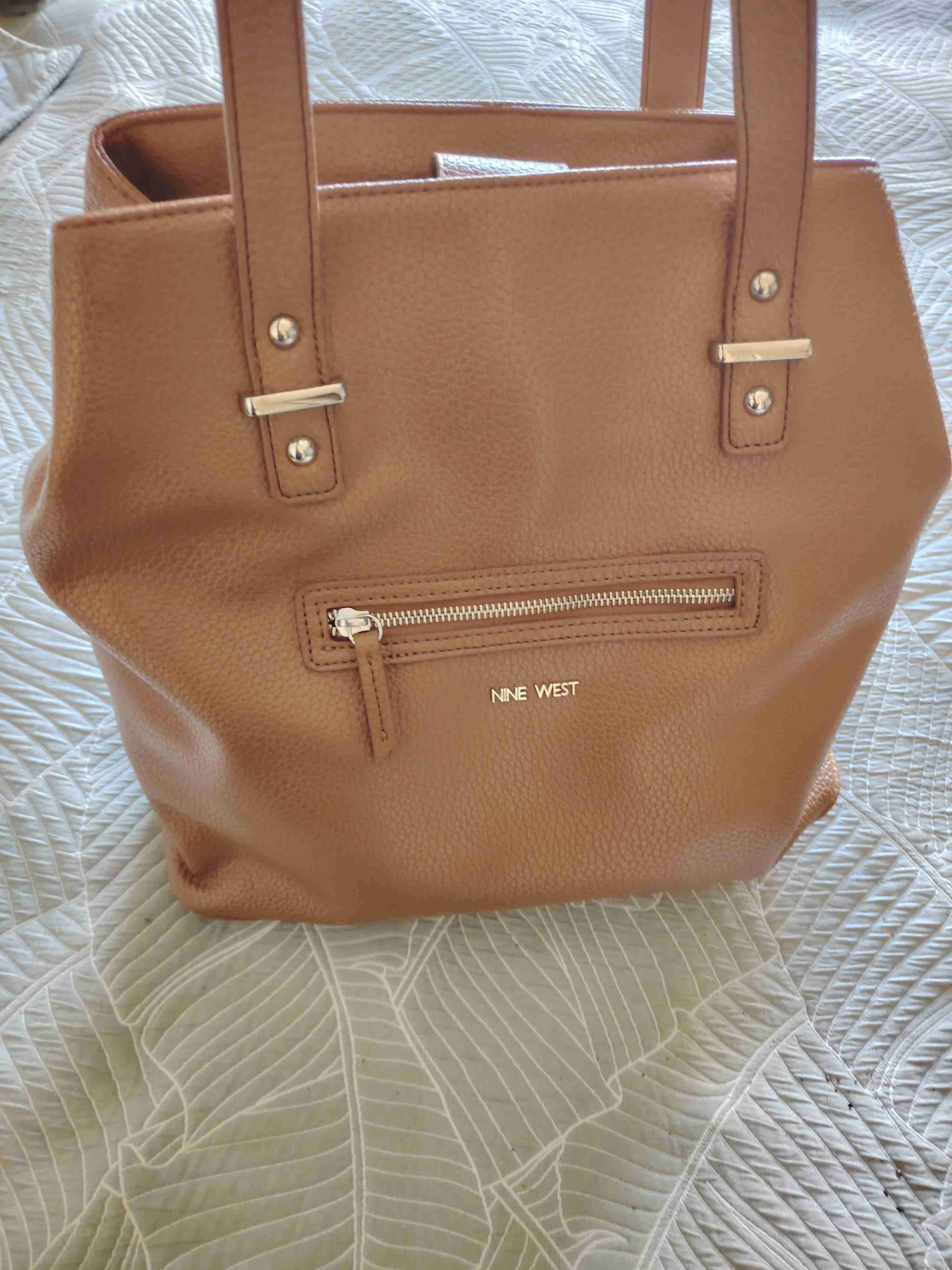 Cartera tipo tote  Nine West