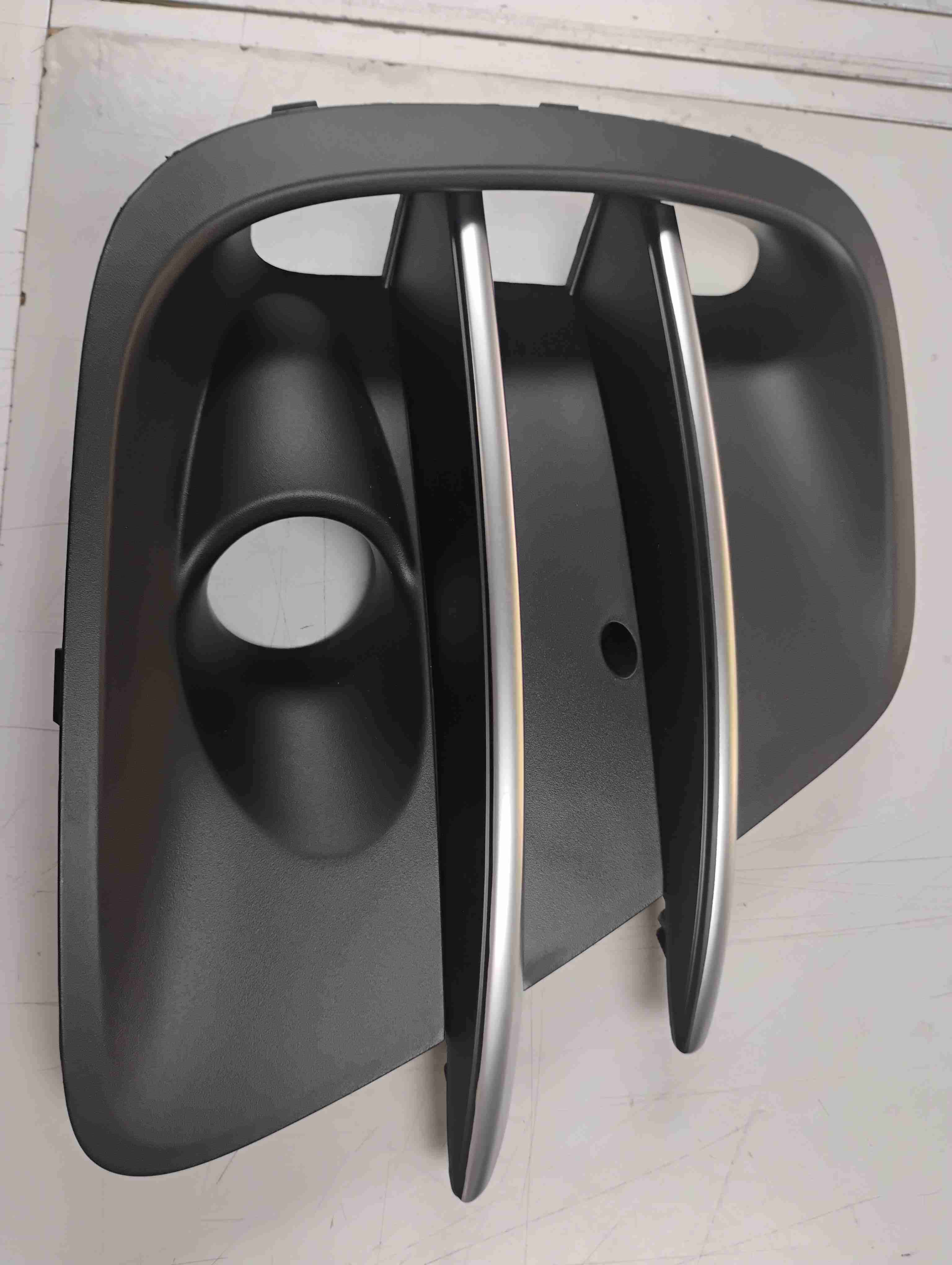 Bisel neblinero derecho Kia rio 2015-2018 nuevo - miniatura 3