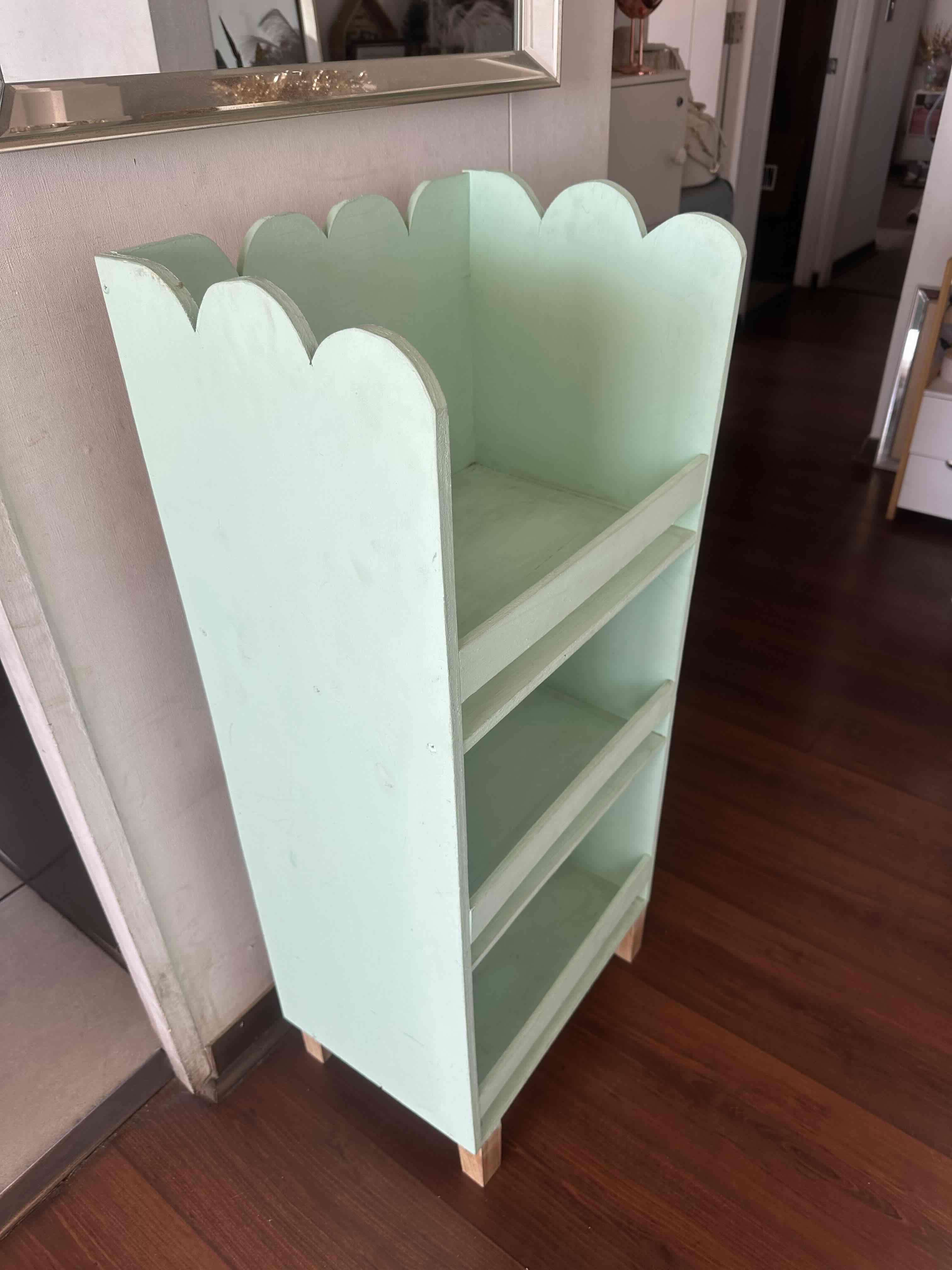 Librero infantil color verde menta