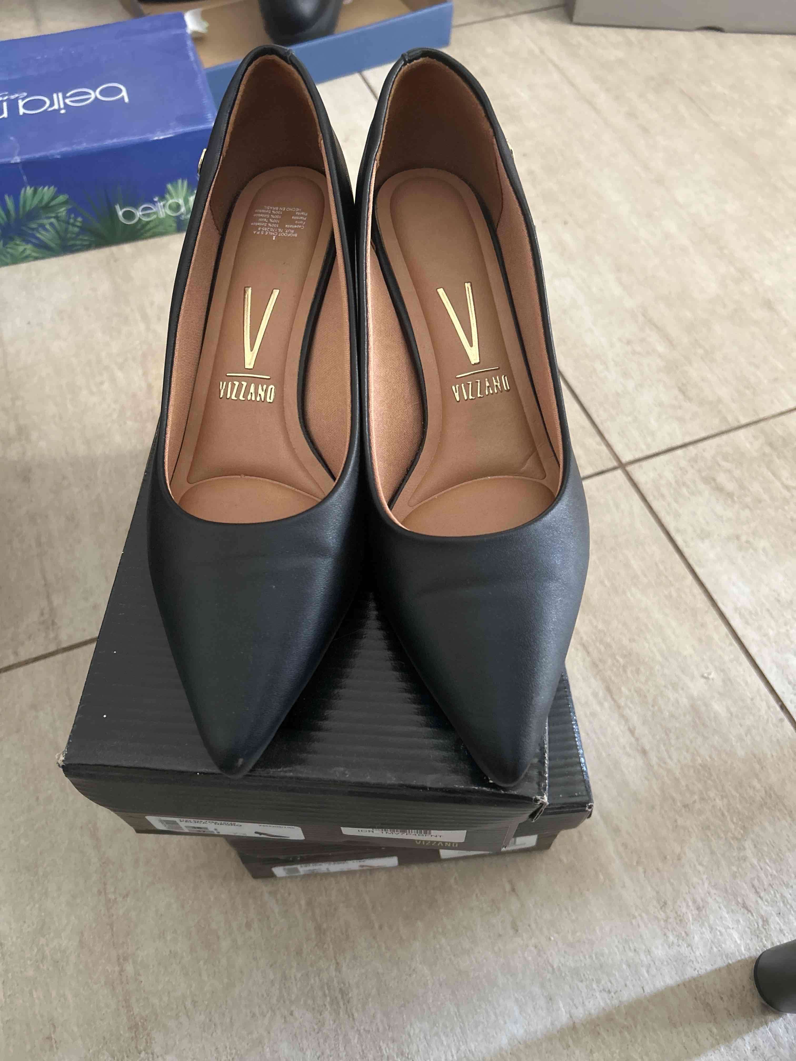 Zapatos de tacón negros Vizzano