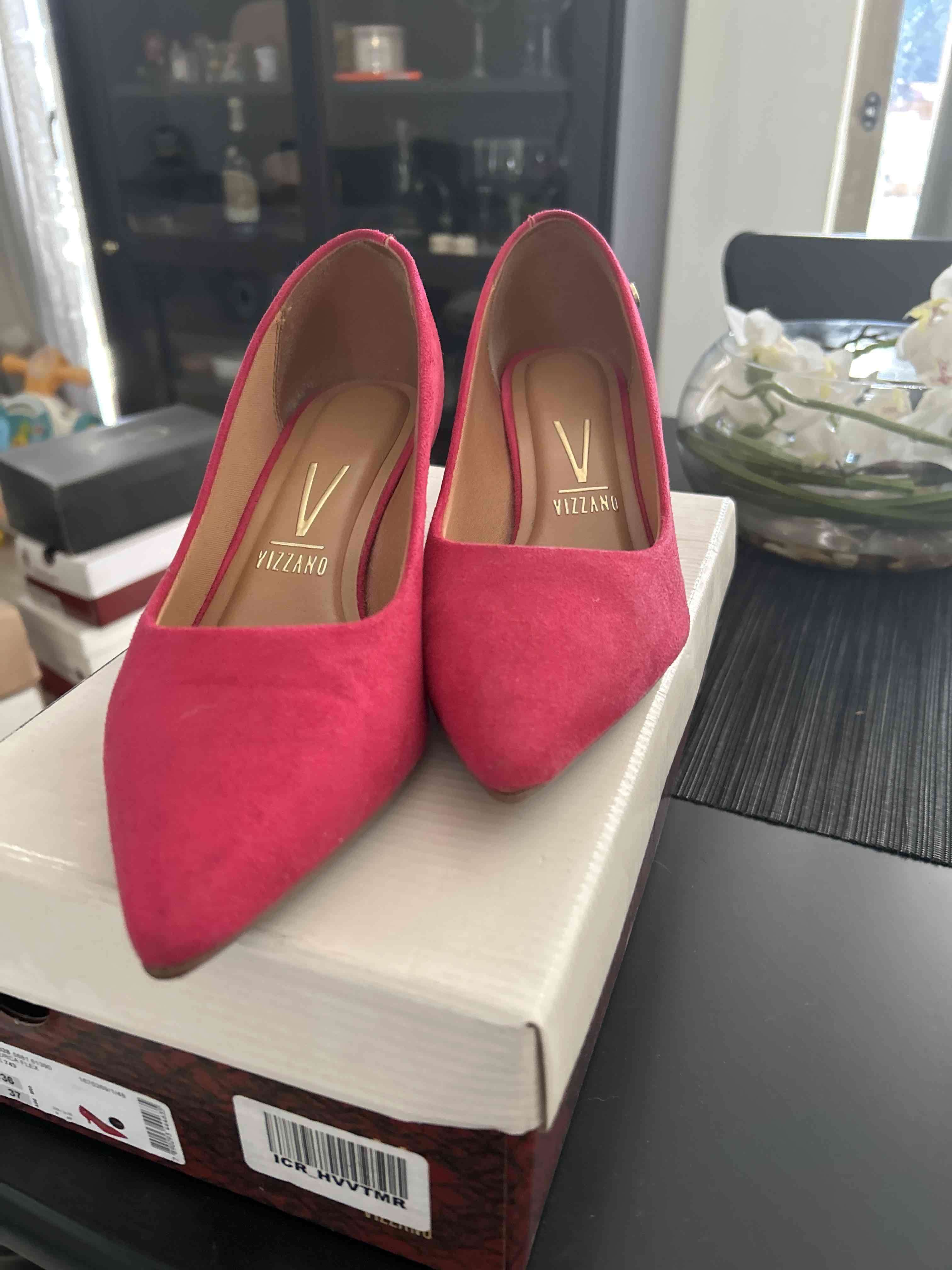 Zapatos de tacón fucsia Vizzano