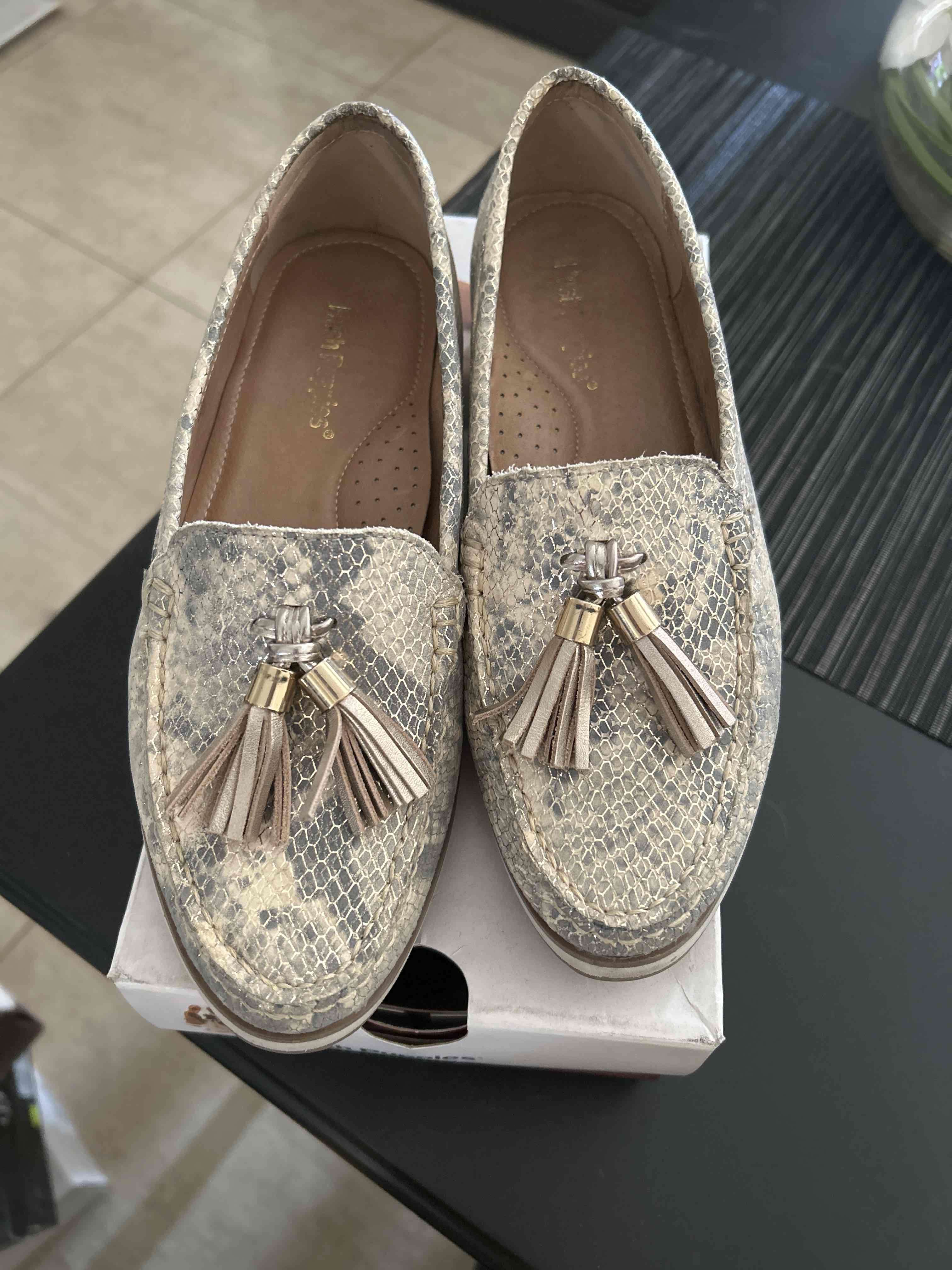 Mocasines dorados Hush Puppies - miniatura 2