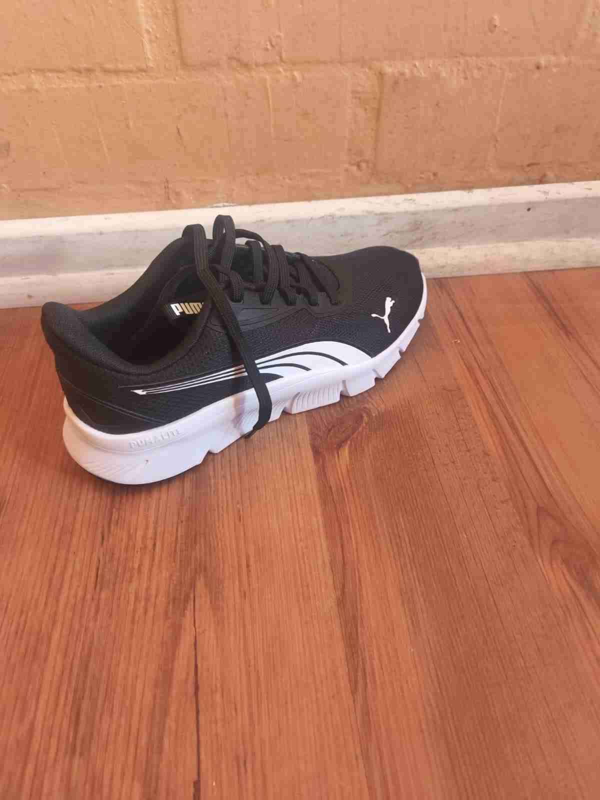 Zapatilla Pluma sin uso con caja - miniatura 4