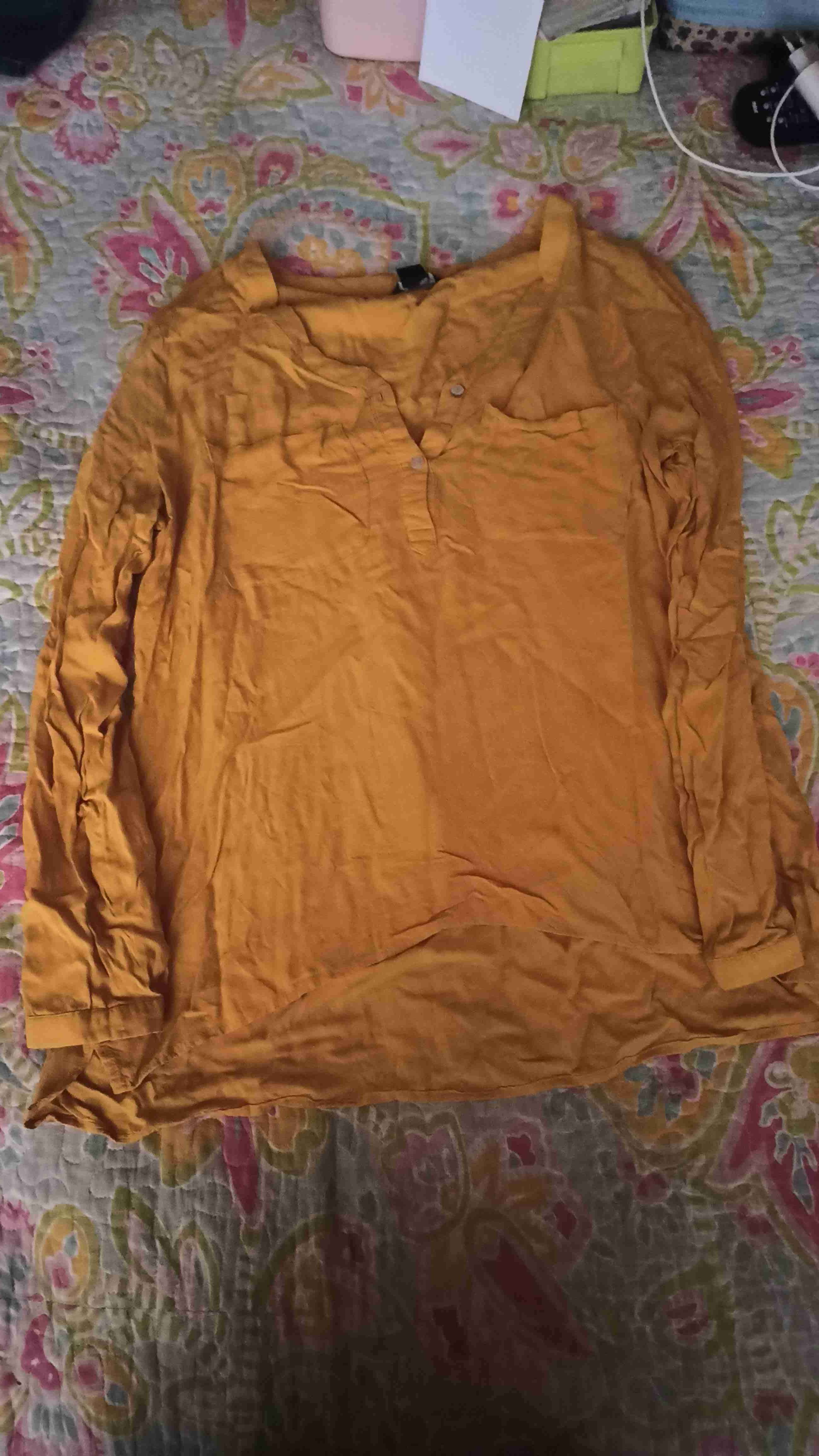 Blusa mostaza de mujer