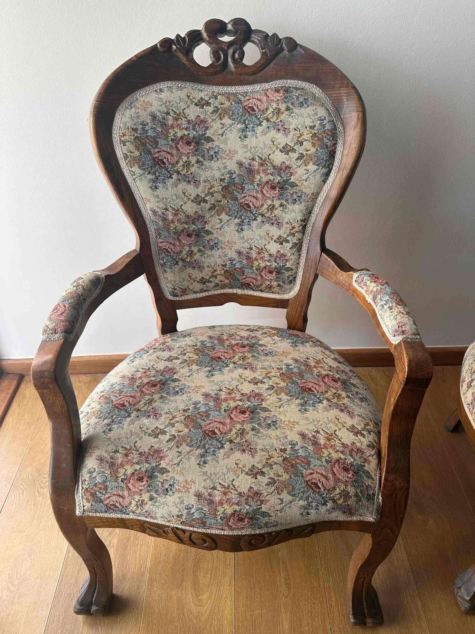 Par de sitiales antiguos - miniatura 4