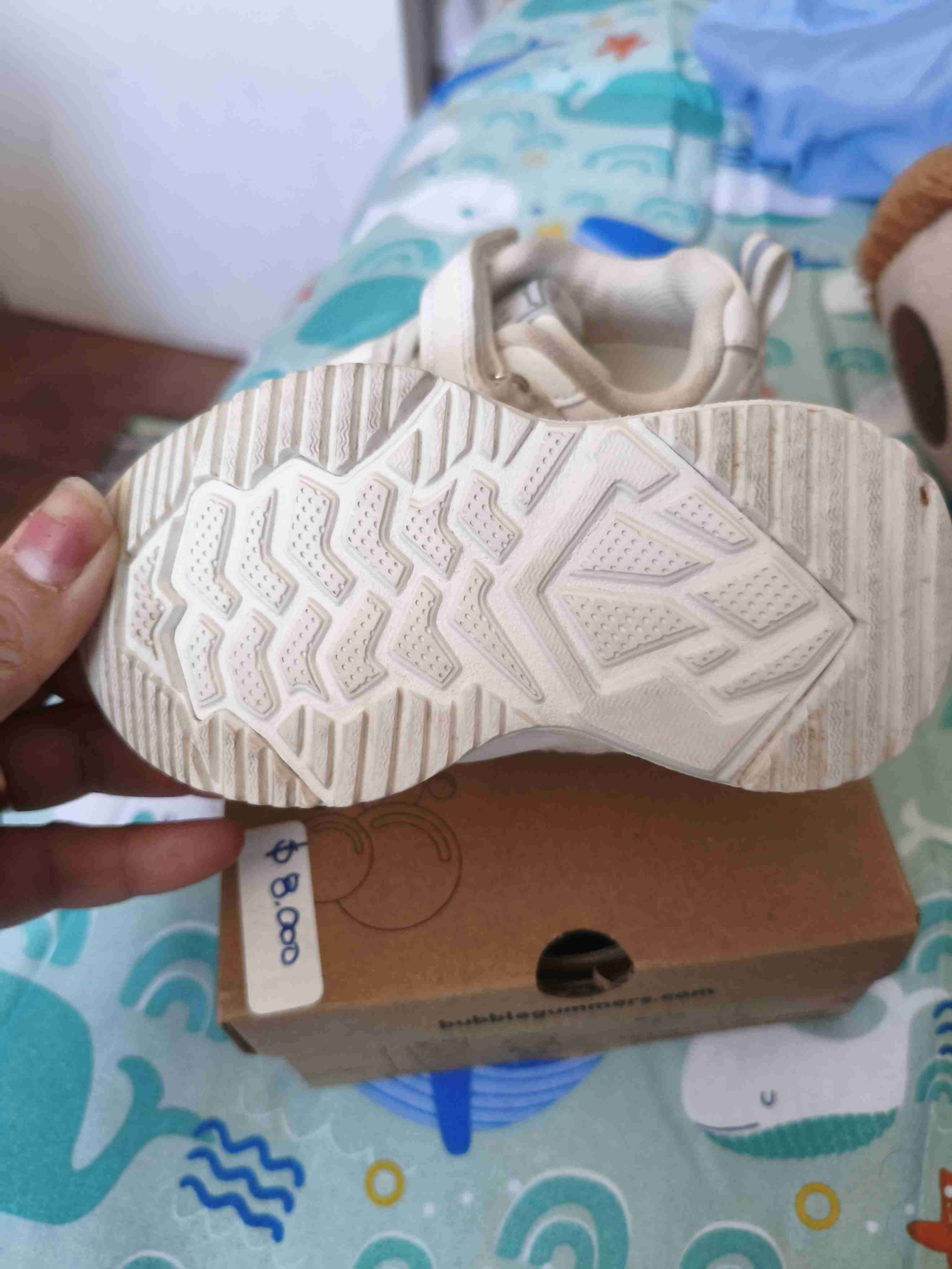 Zapatillas blancas para niños - miniatura 3