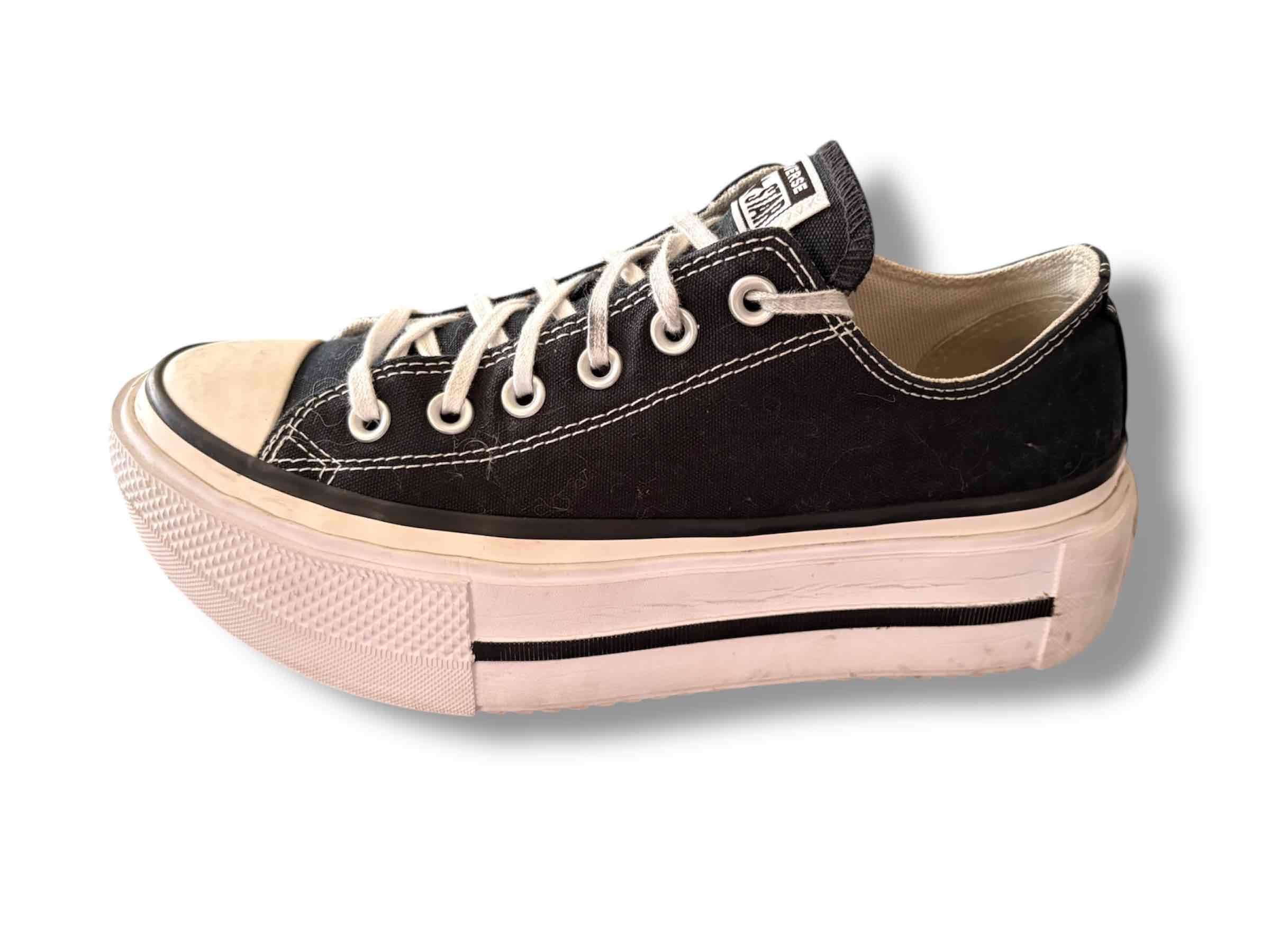 Zapatillas CONVERSE  negras con plataforma