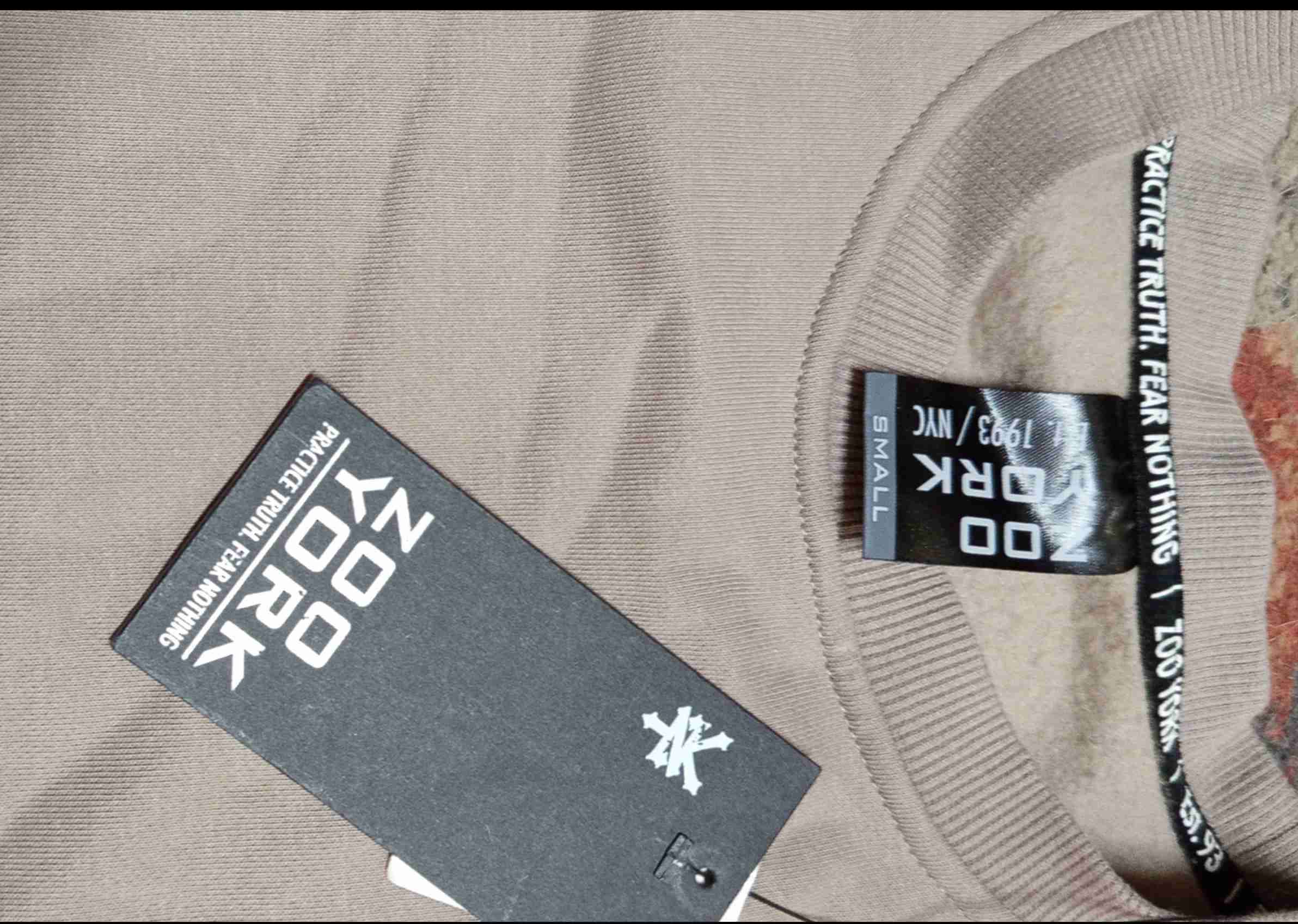 Polerón zoo york y camisa Sybilla - miniatura 2