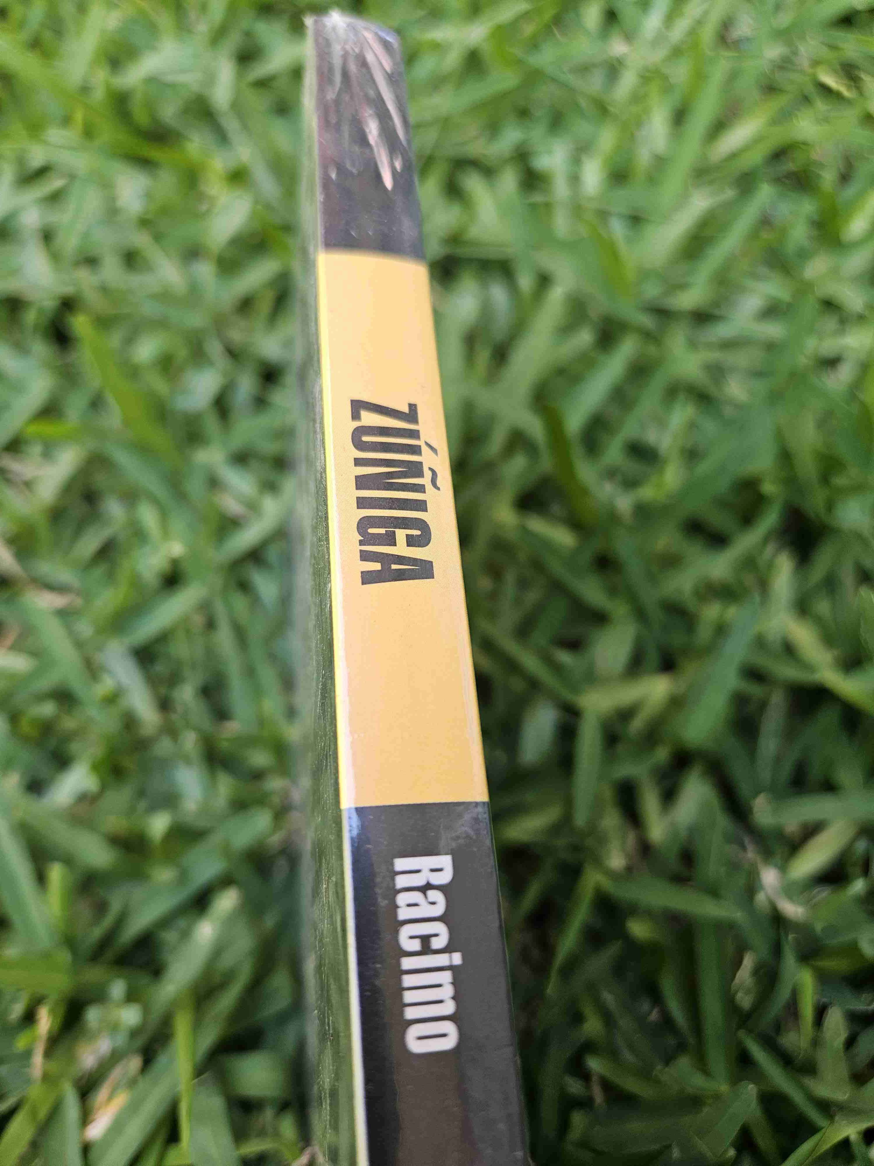 Libro Racimo de Diego Zúñiga - miniatura 2