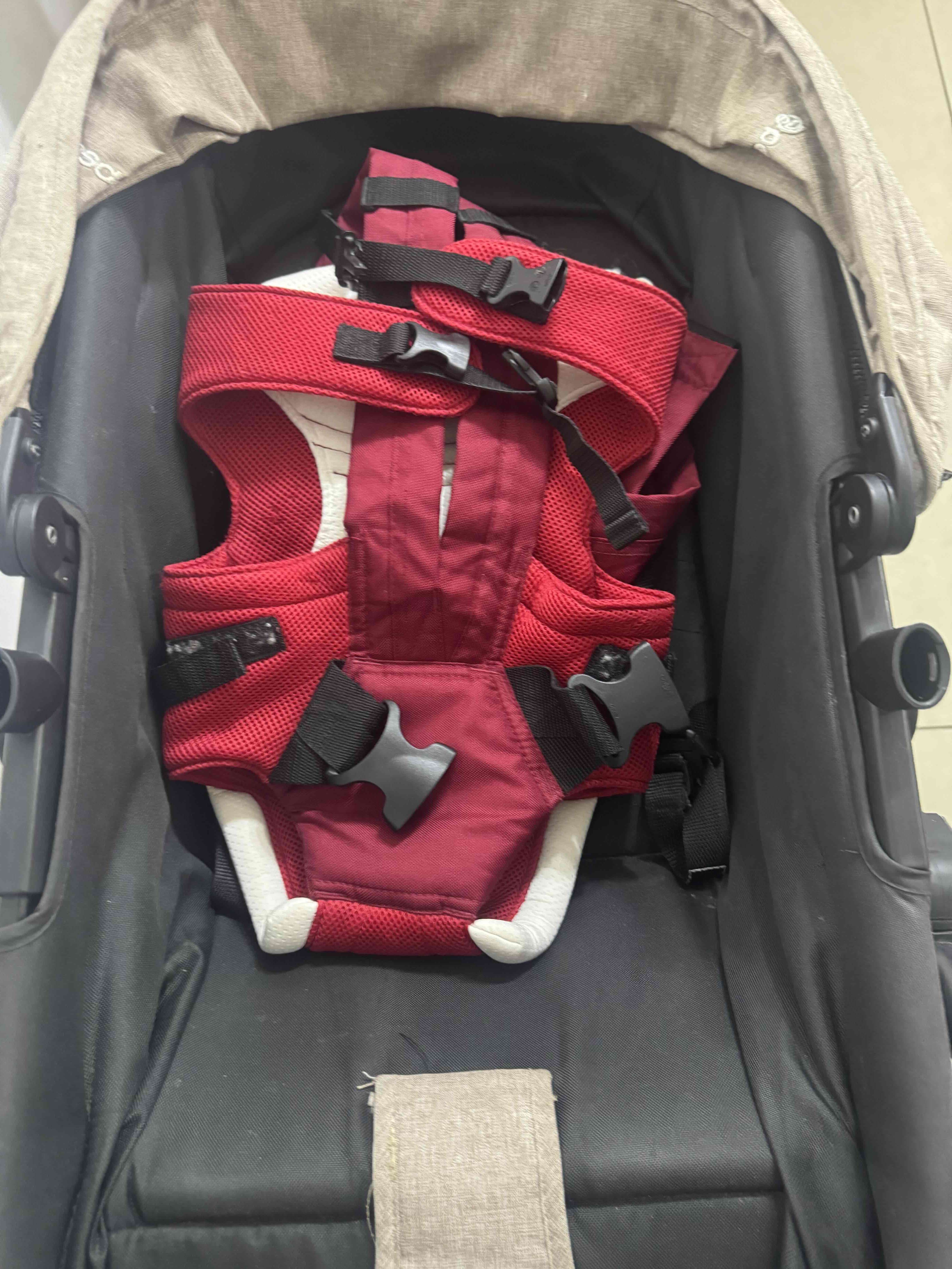 Porta bebé - Silla de paseo Chicco roja - miniatura 2