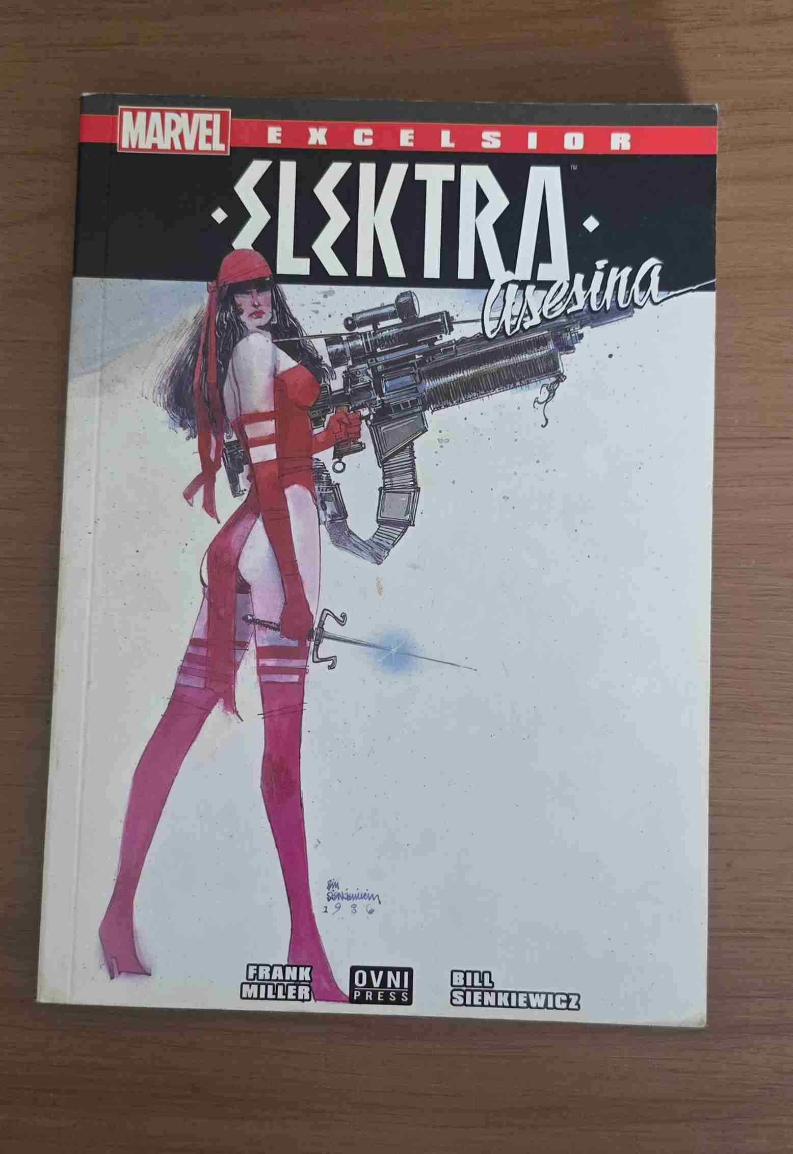 Cómic Elektra Asesina Marvel