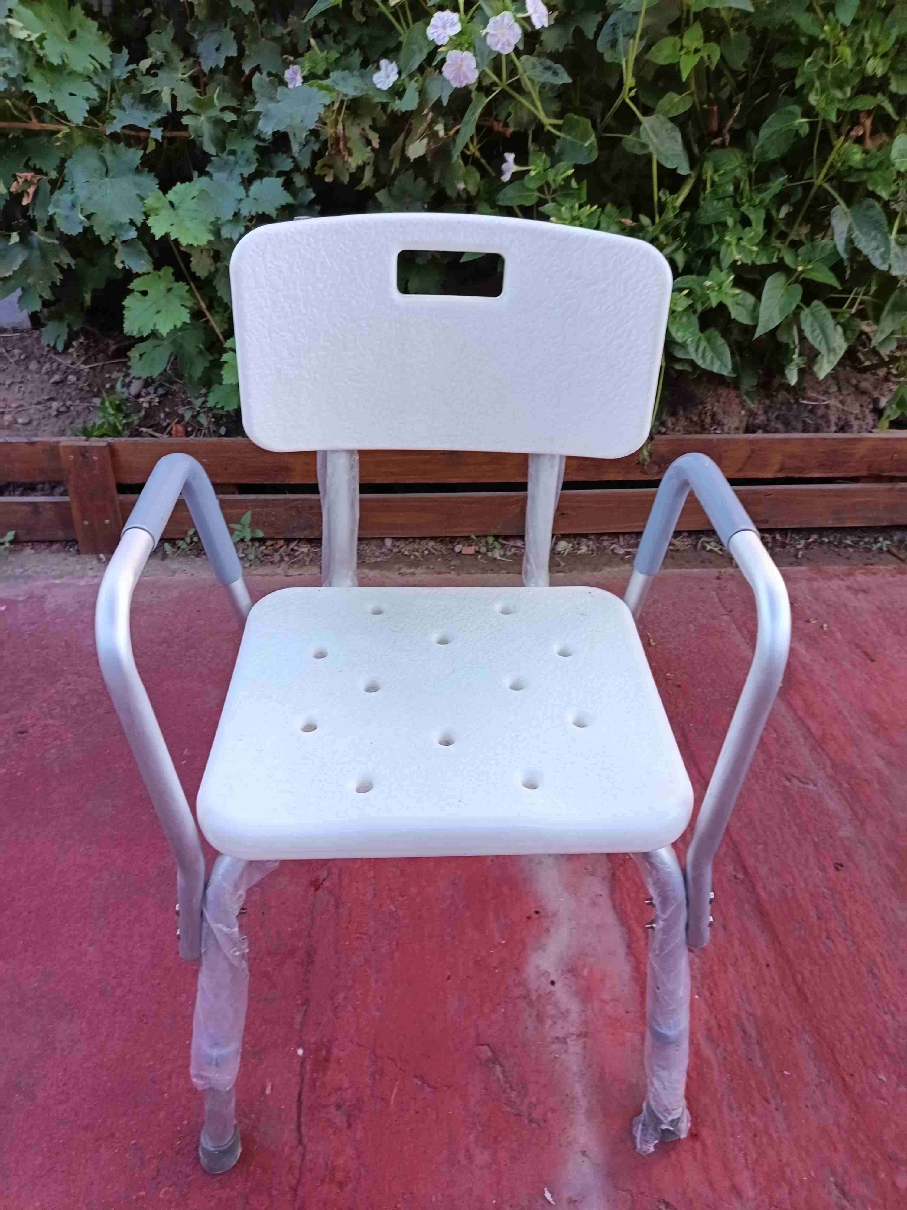 Silla de baño con respaldo