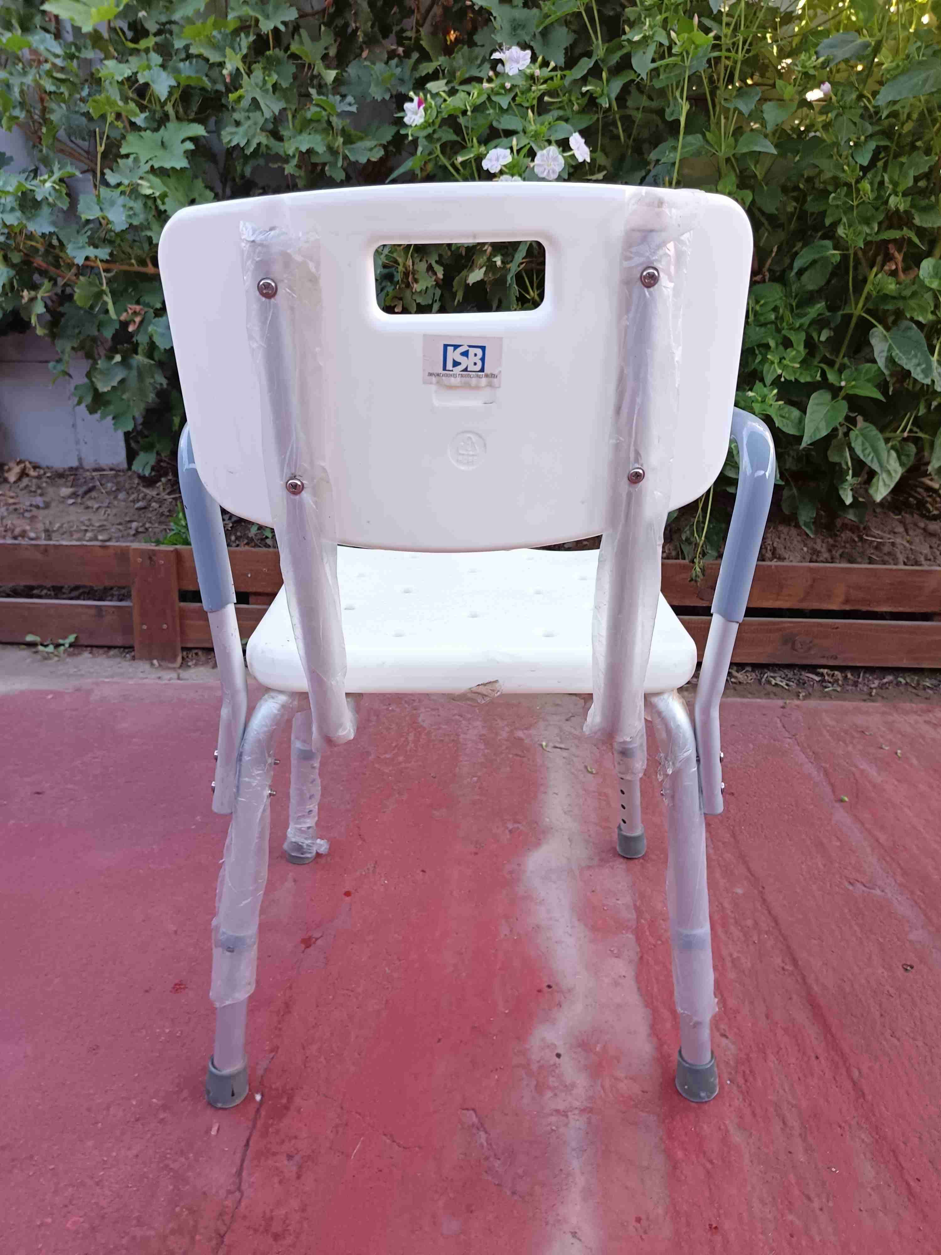 Silla de baño con respaldo - miniatura 2