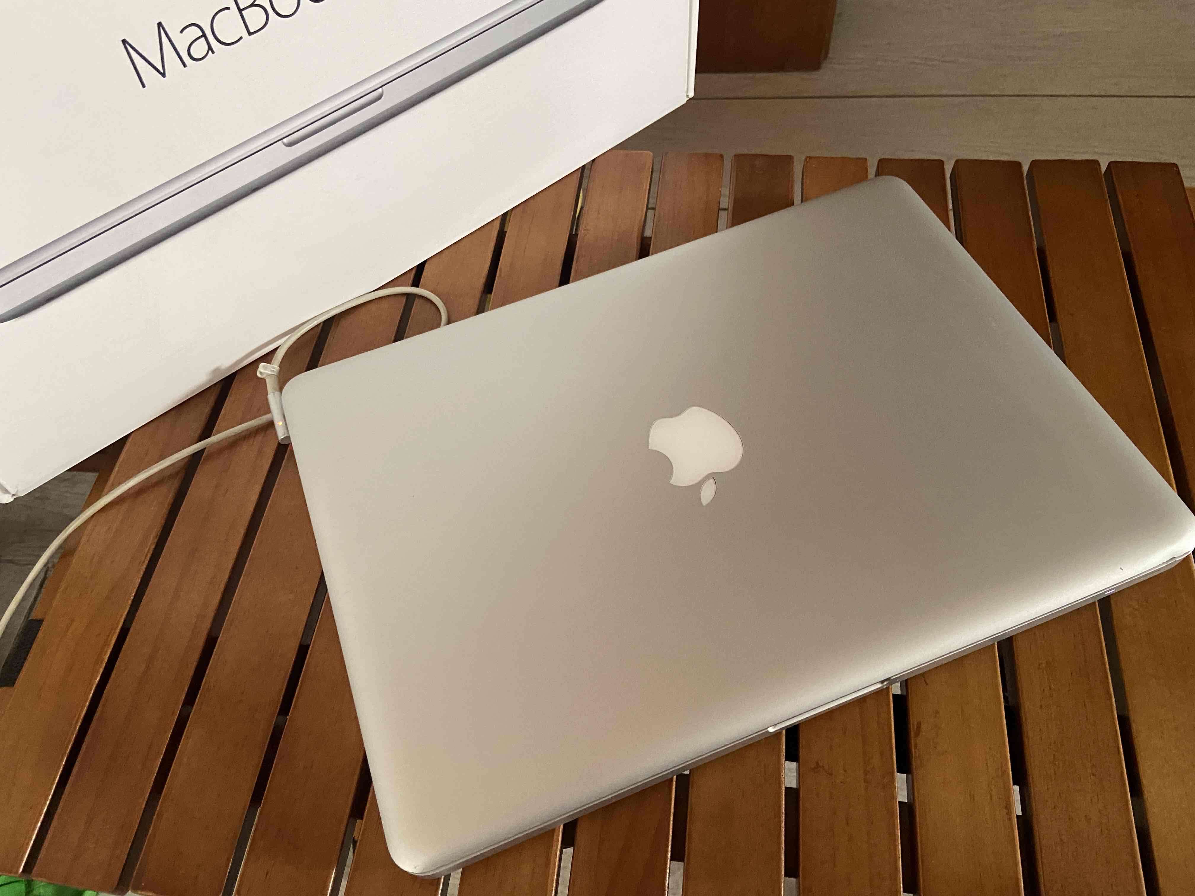 Apple MacBook Pro 13 pulgadas - miniatura 2