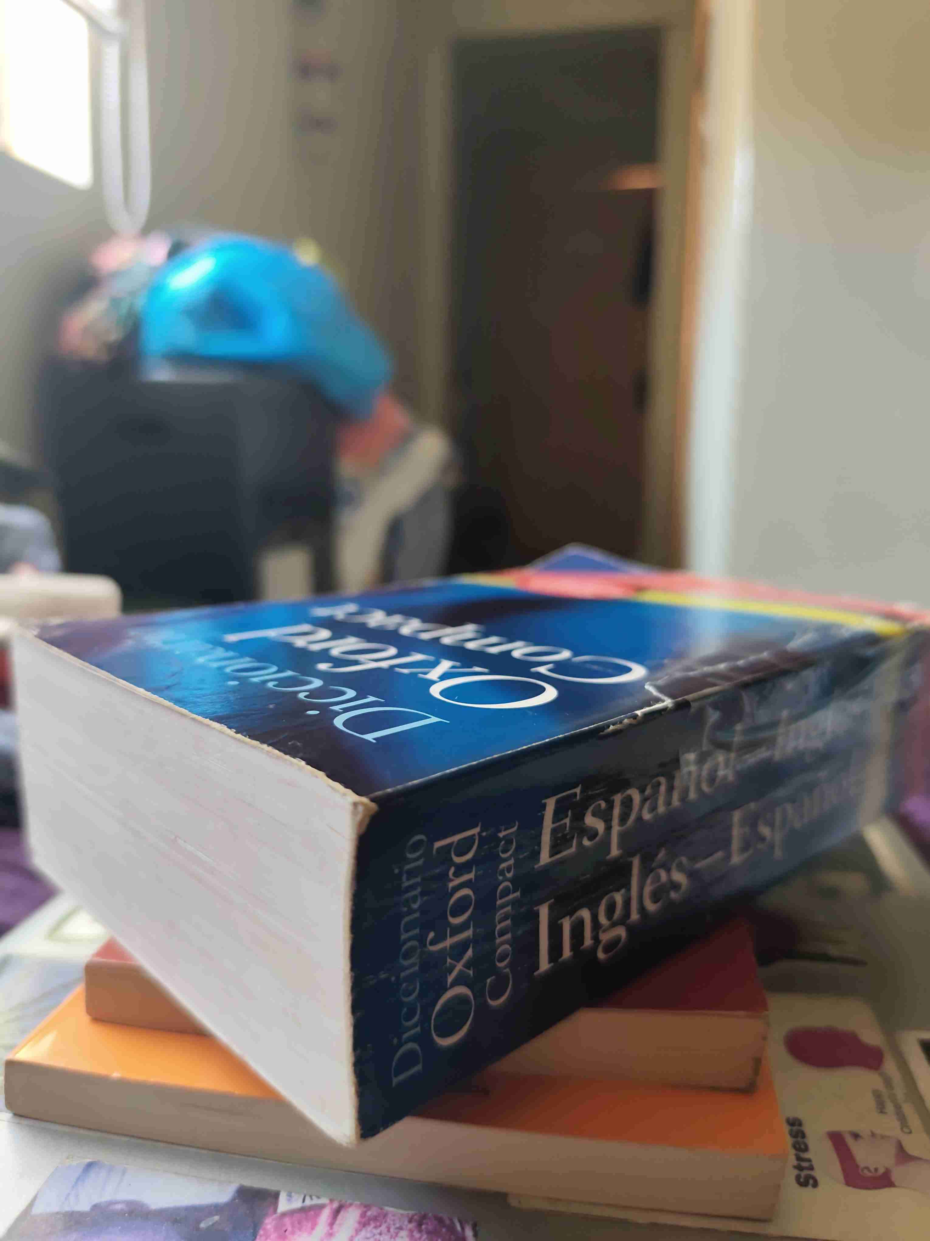 Diccionario Oxford Compact usado - miniatura 2