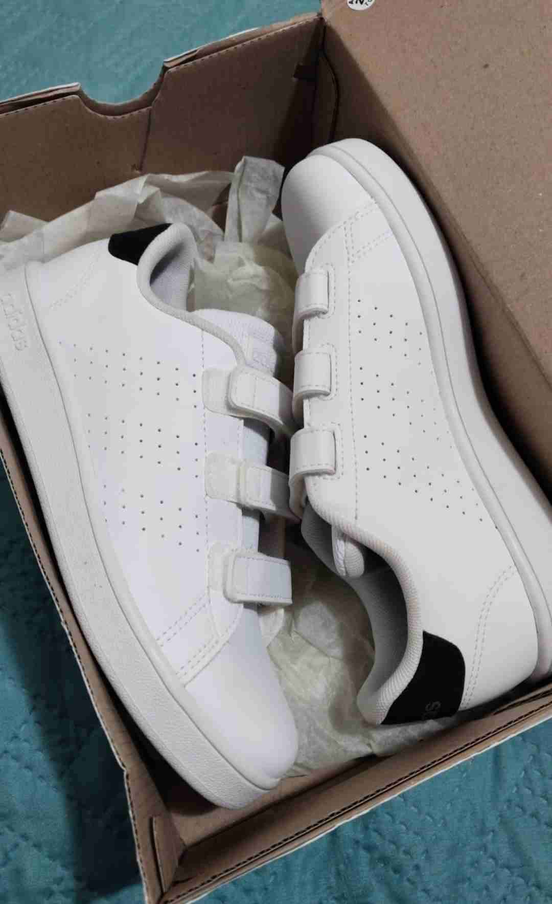 Zapatillas blancas con velcro Adidas - miniatura 2