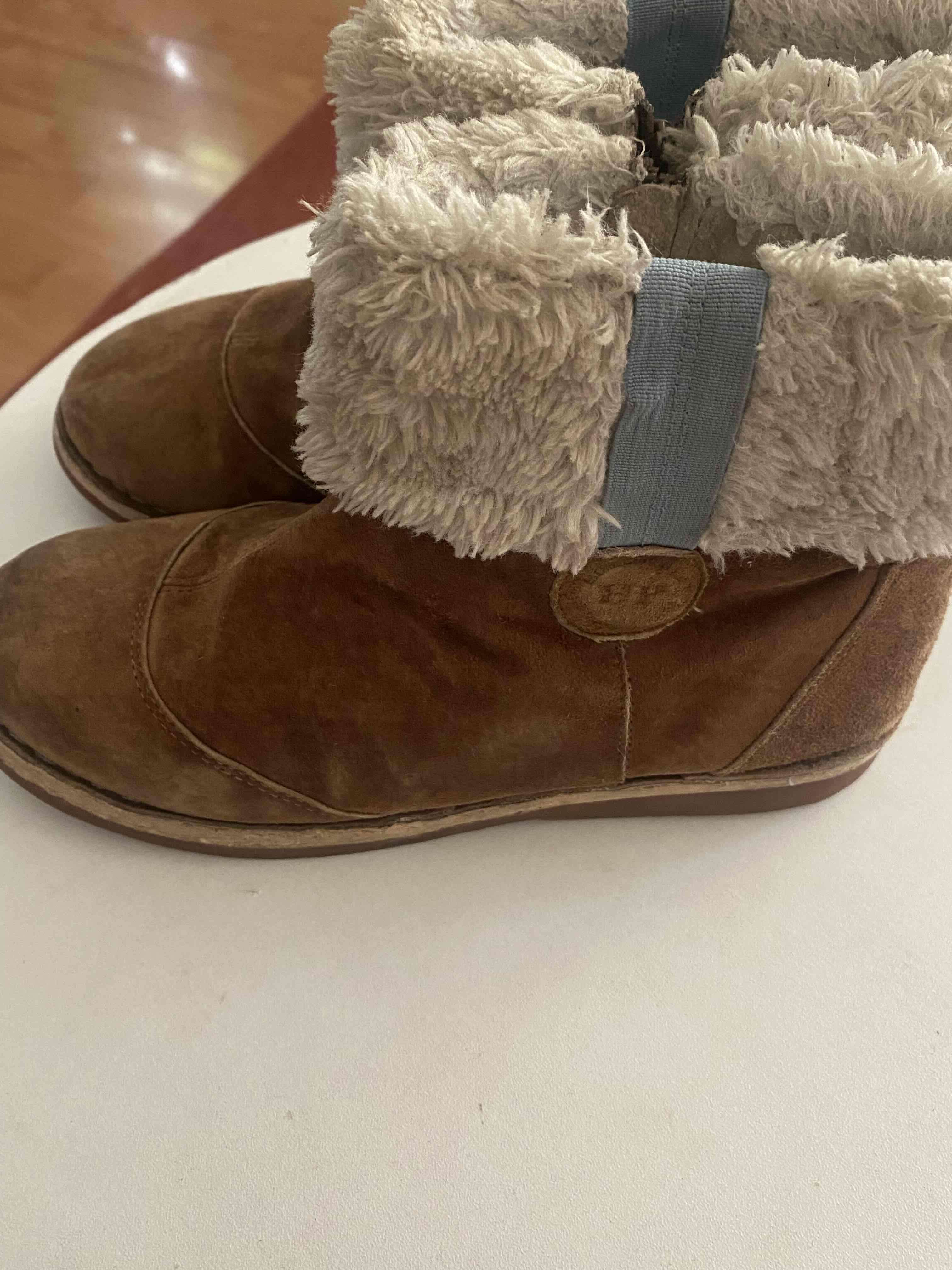 Botines de gamuza marrón