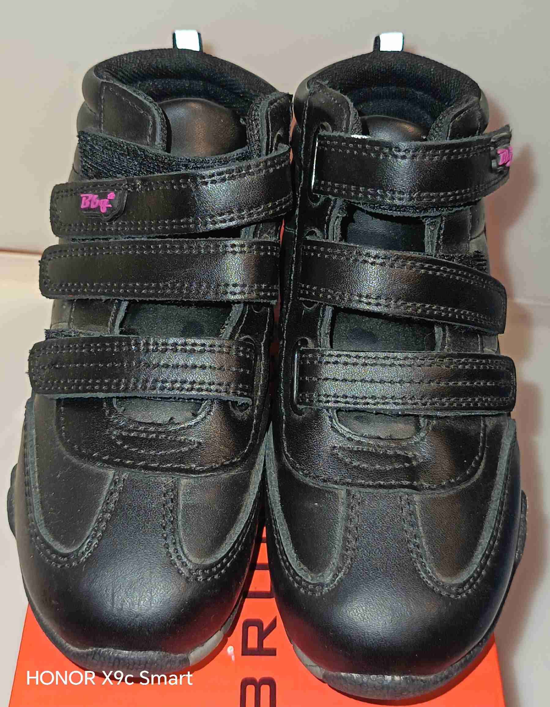 Zapatos negros con velcro - miniatura 3