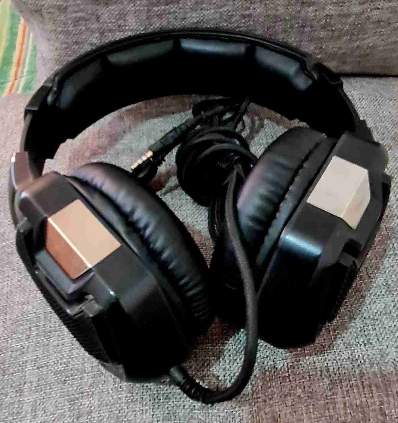 Audífonos gamer Onikuma k10 pro - miniatura 3