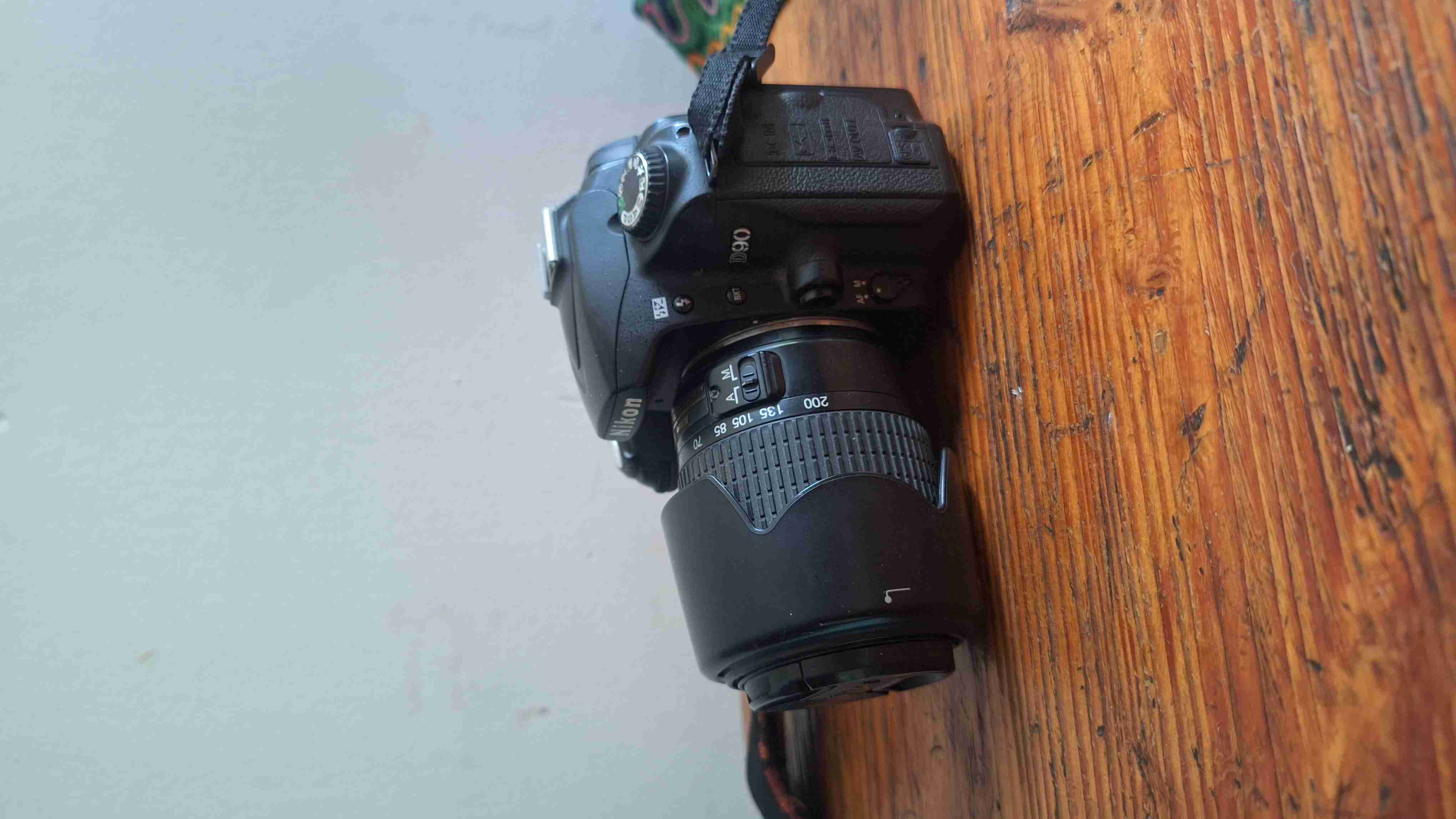 Cámara Nikon D90 con bolso - miniatura 3