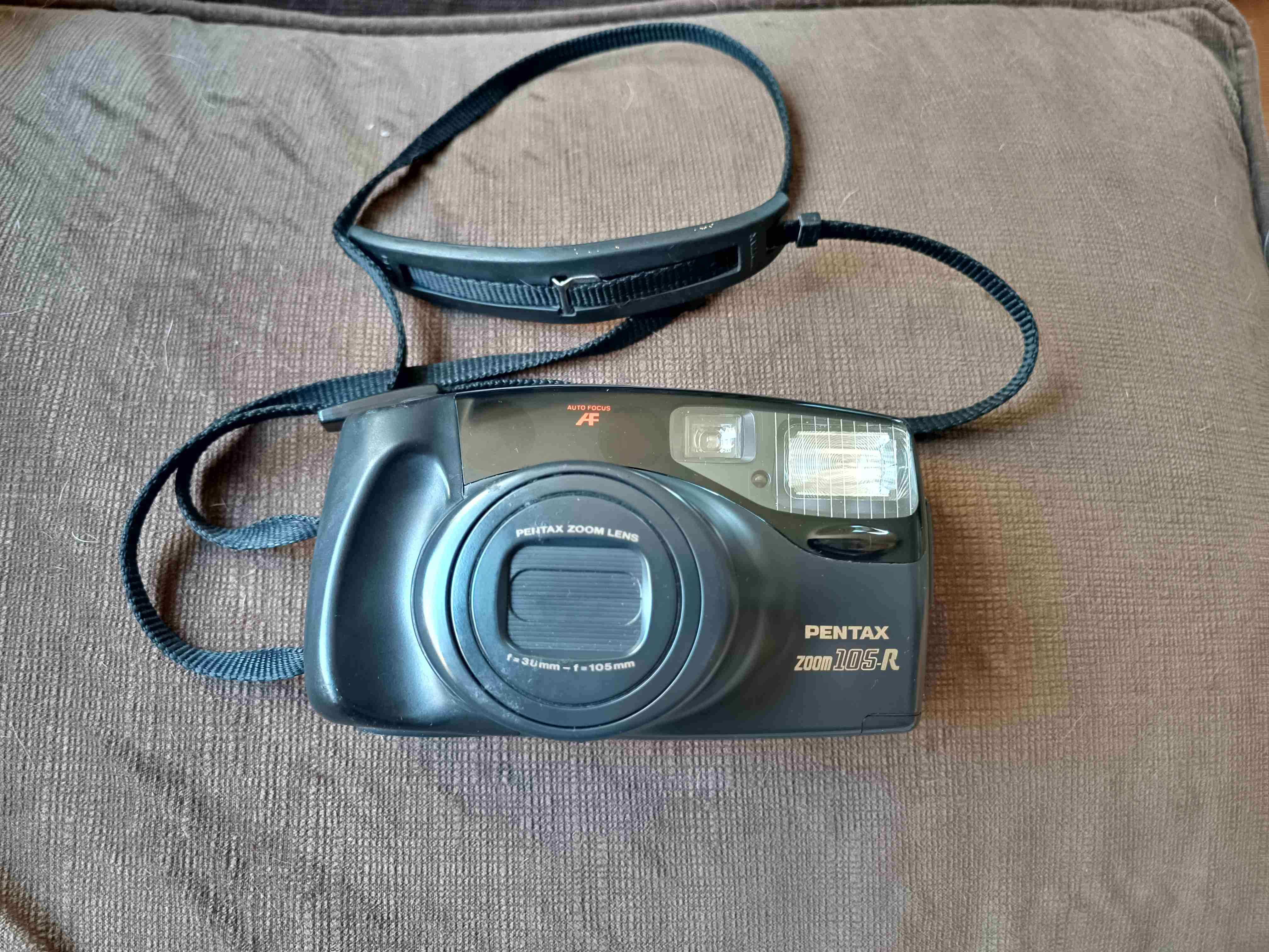 Cámara Pentax Zoom 105-R con estuche - miniatura 2