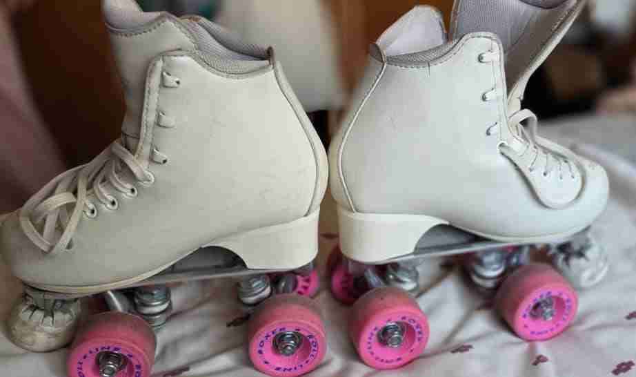 Patinesruedas blancos retro - miniatura 2