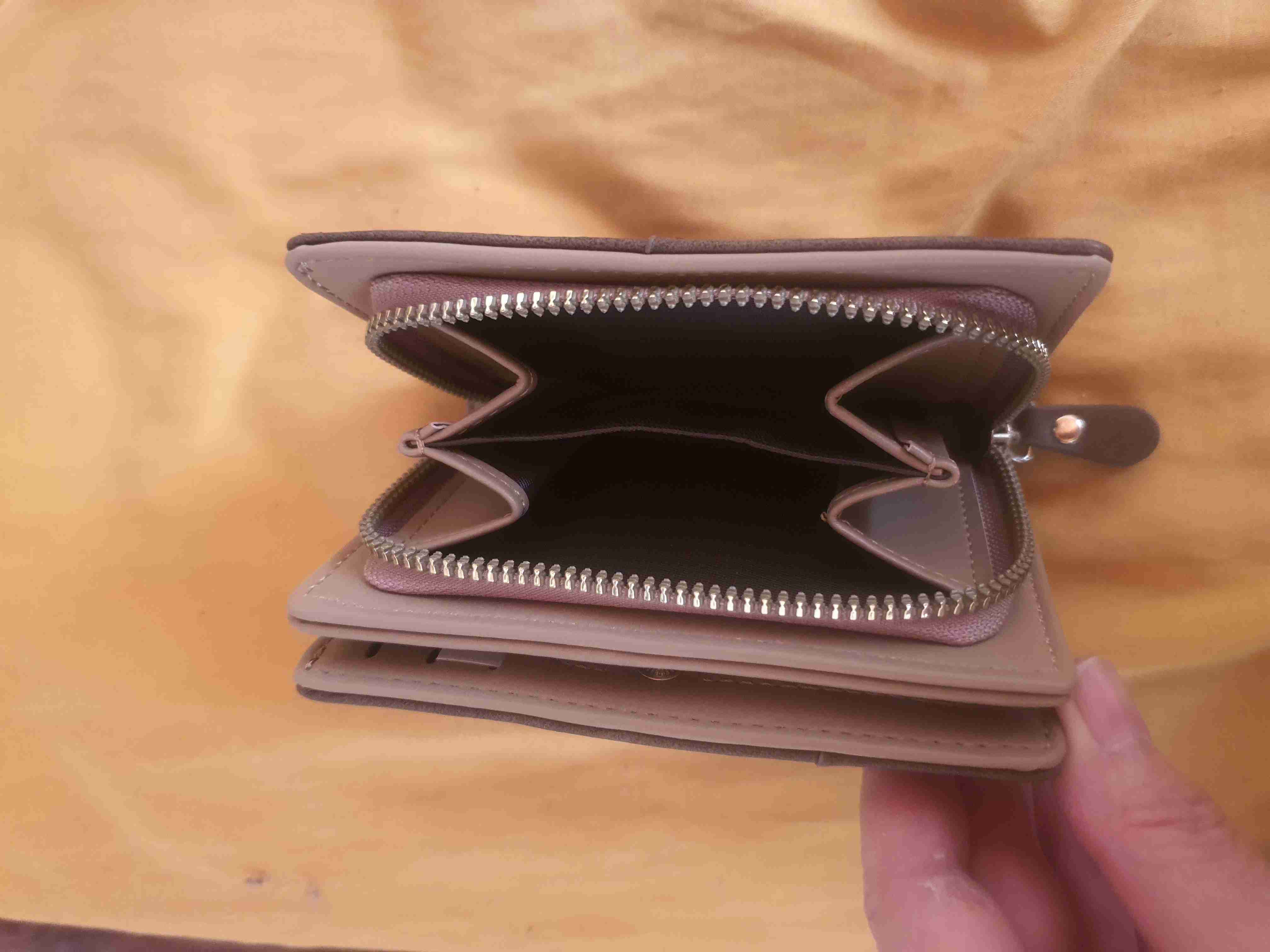 Billetera de mujer beige - miniatura 3