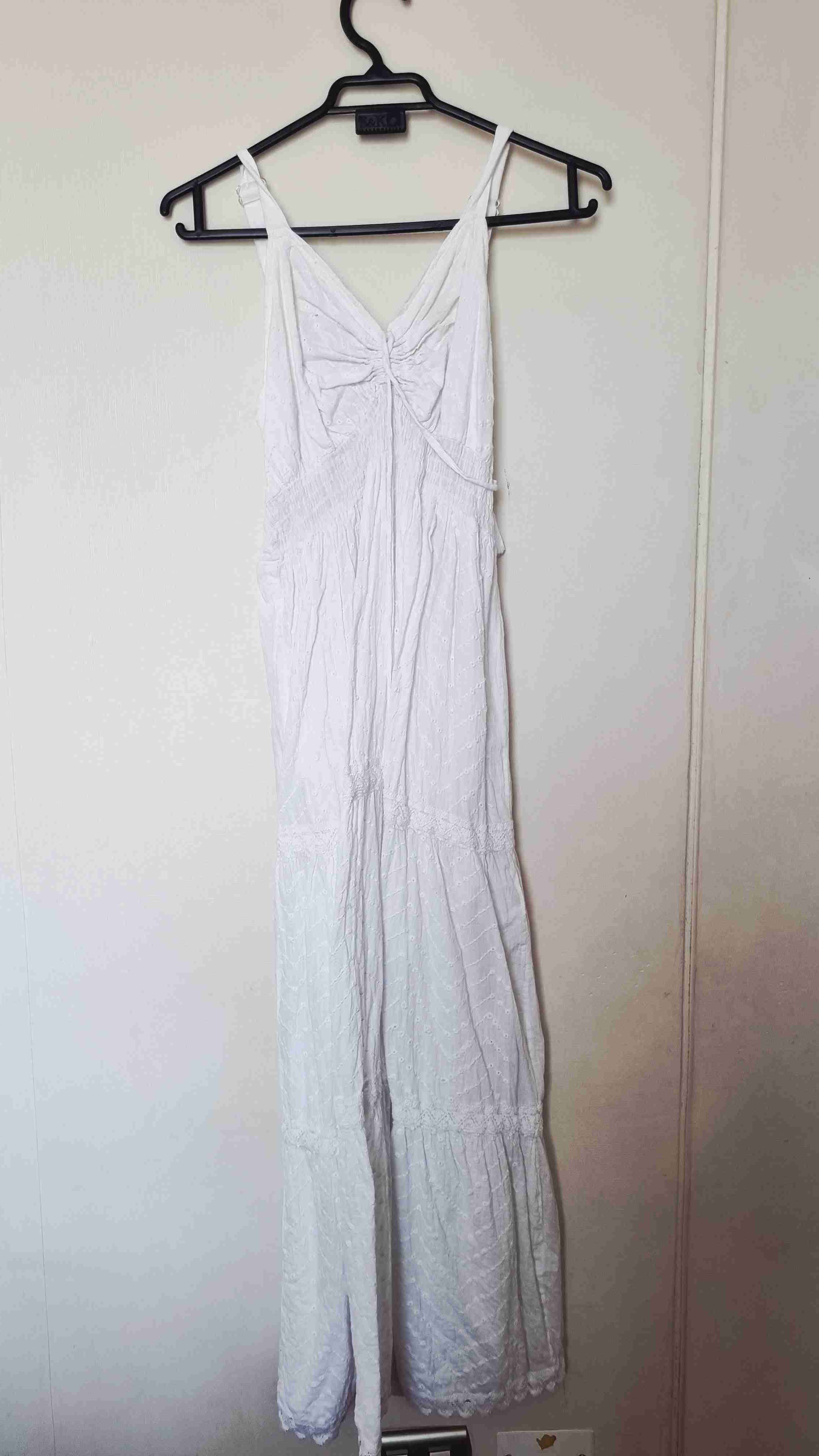 Vestido blanco sin mangas