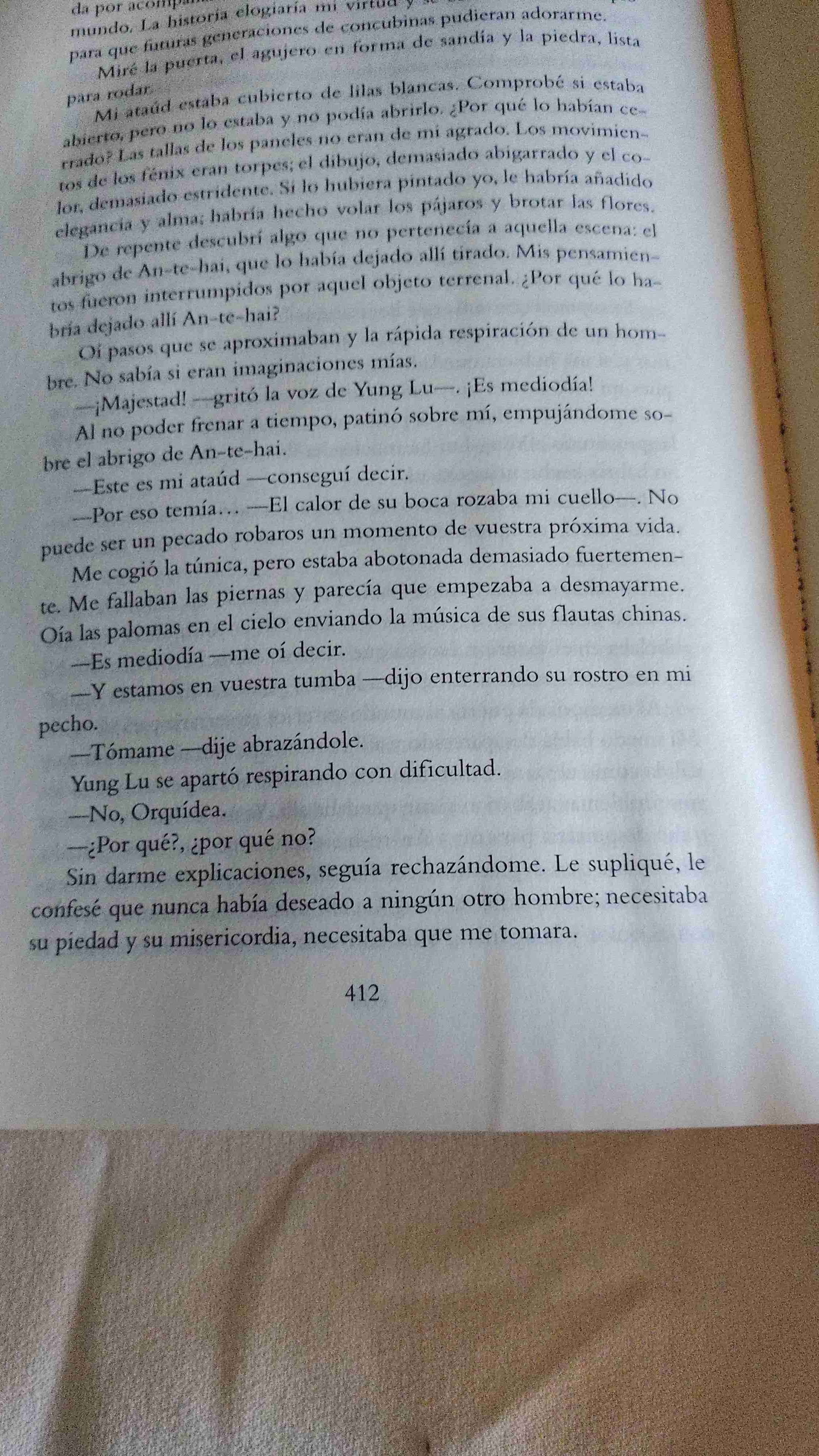 Libro 'La Ciudad Prohibida' - miniatura 4