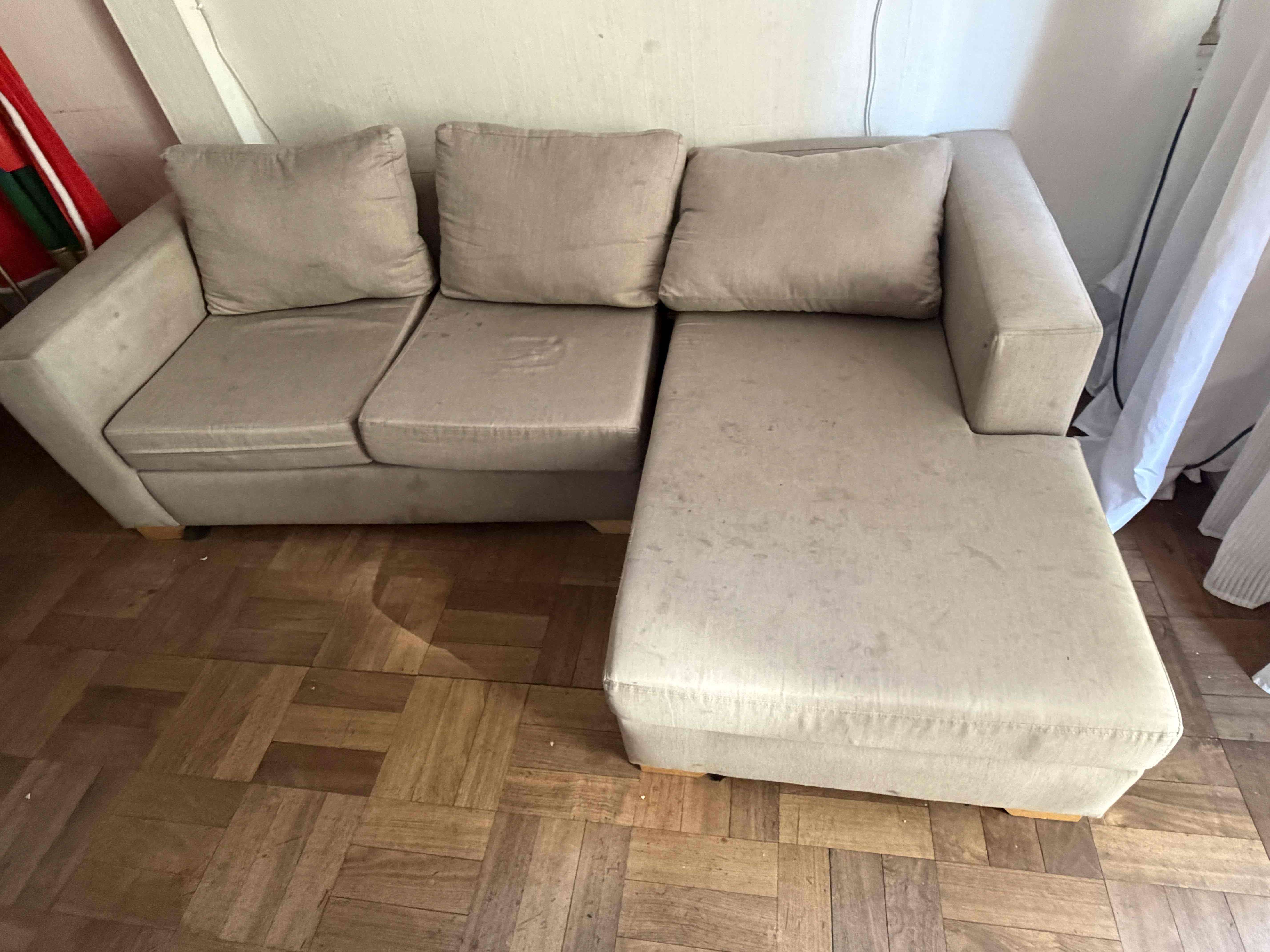 Sofá seccional beige - Livingstore