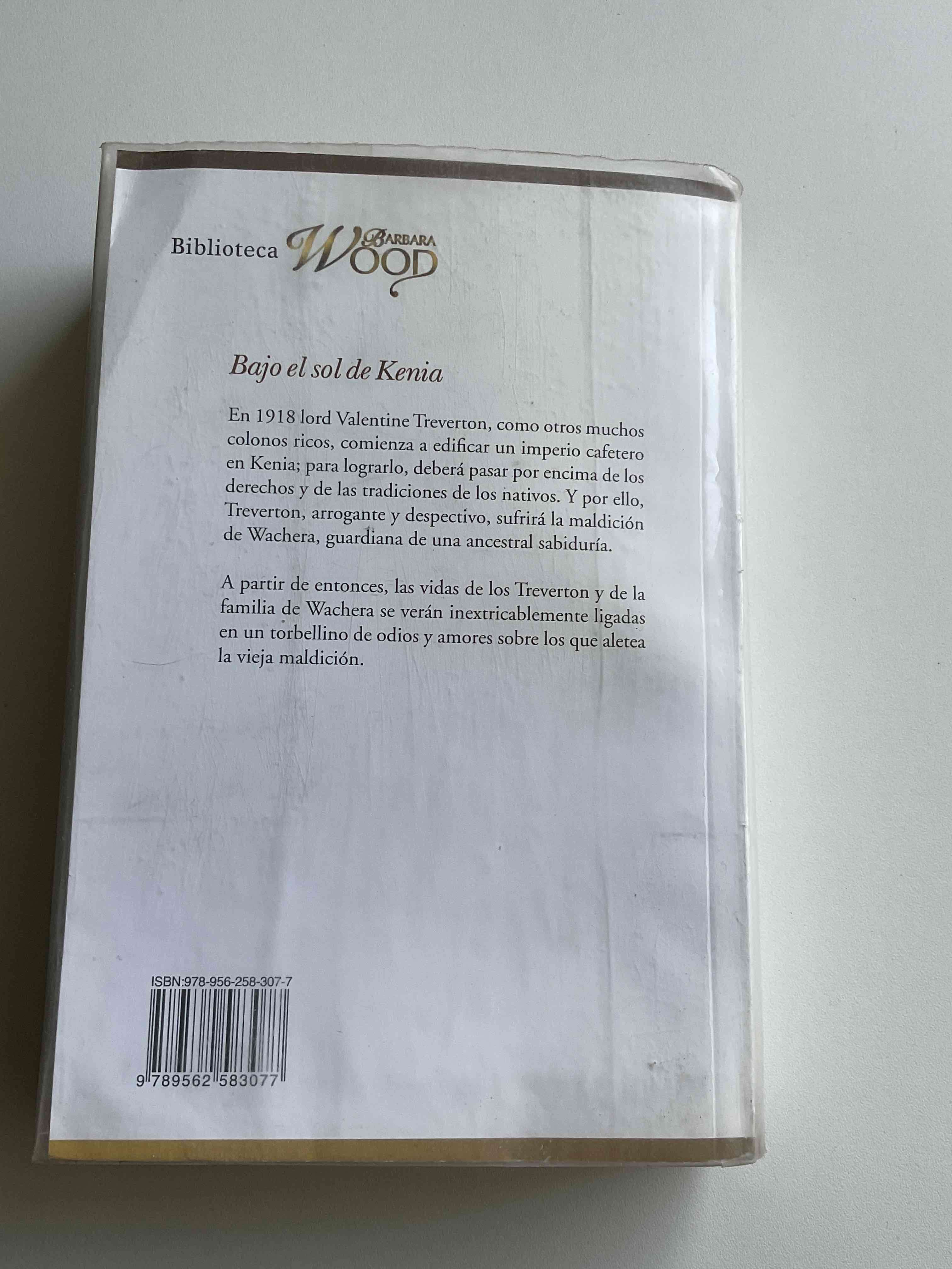 Libro 'Bajo el sol de Kenia' de Barbara Wood - miniatura 2