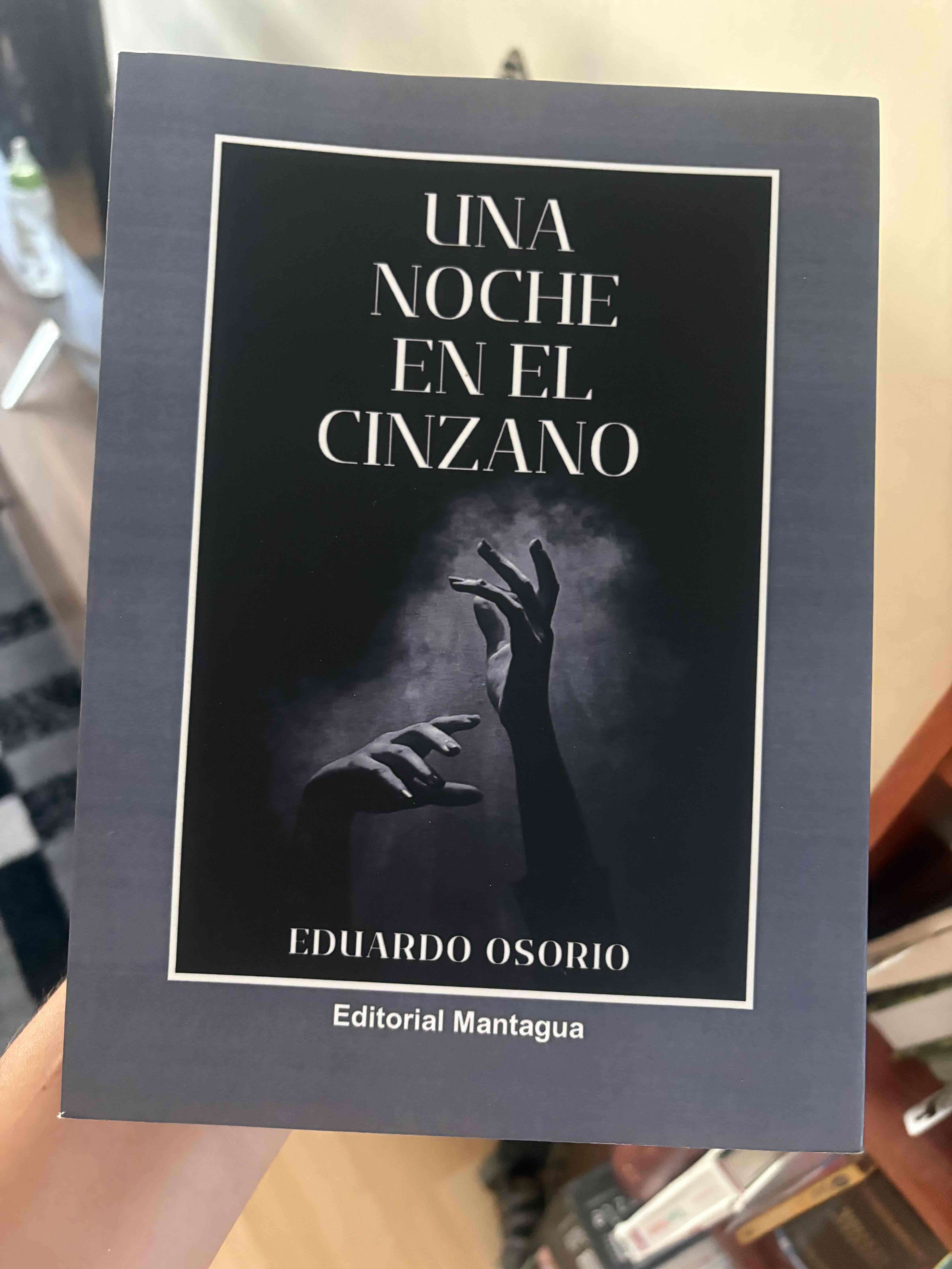 Libro 'Una Noche en el Cinzano'