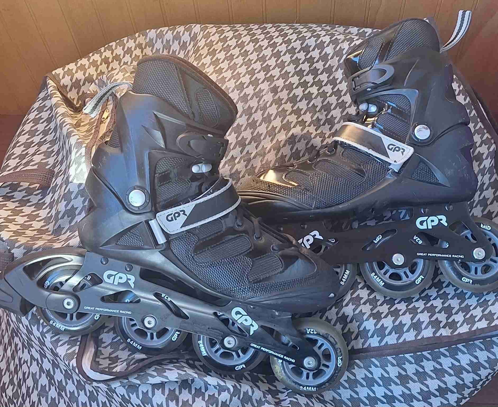 Patines en línea negros GPR
