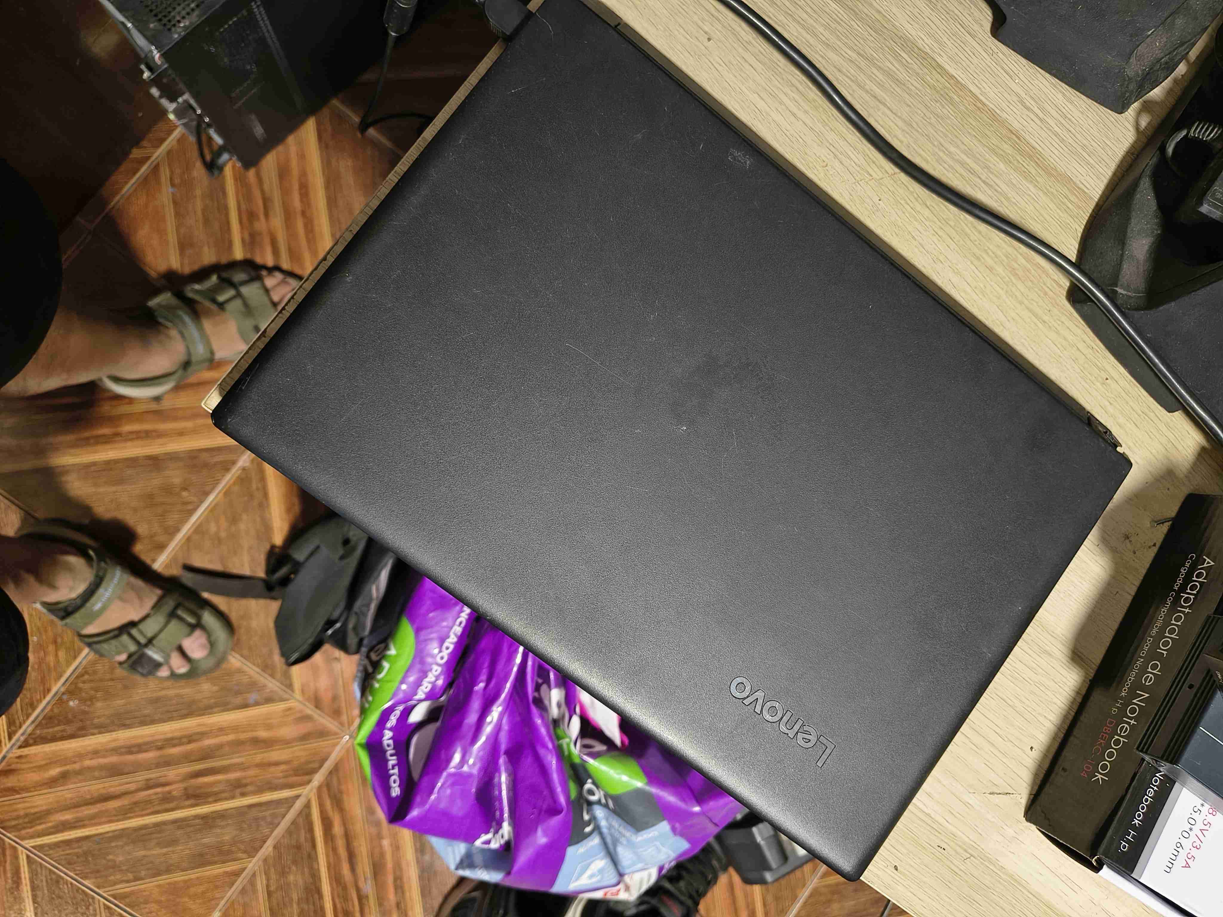 Notebook Lenovo V110 - miniatura 2